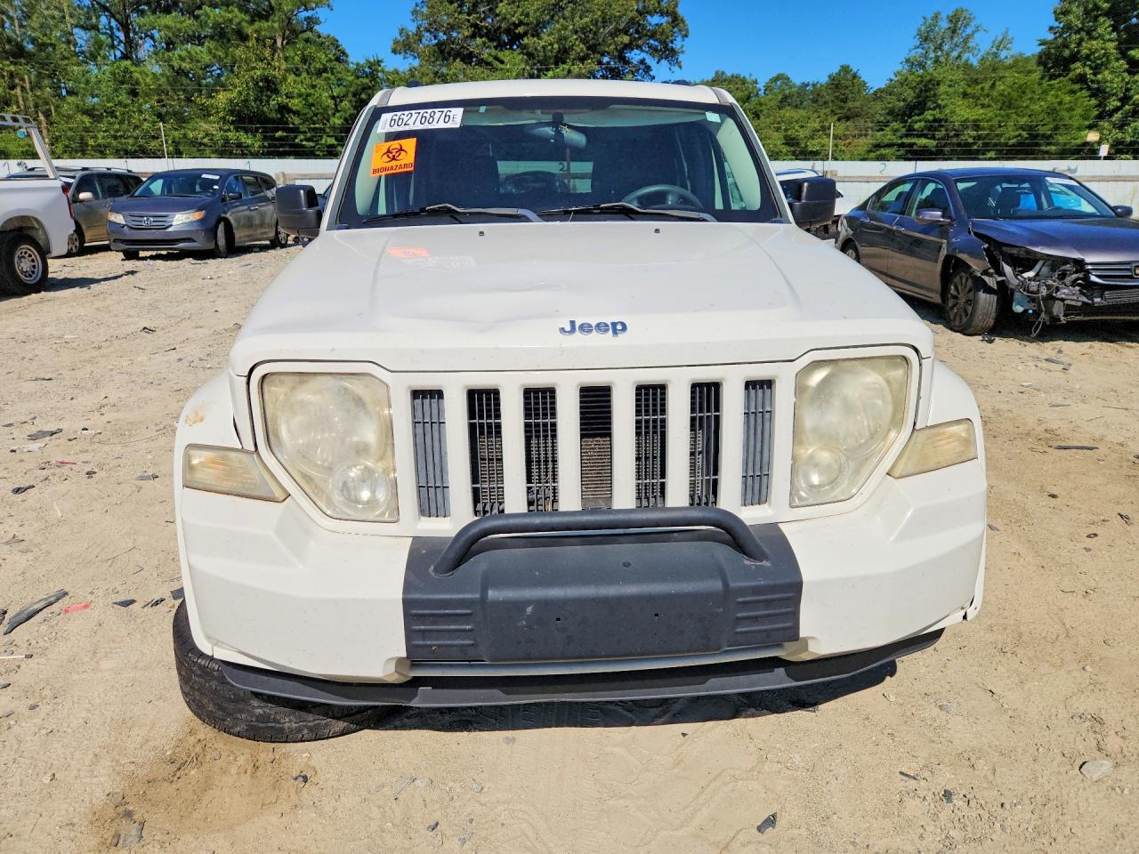 2010 Jeep Liberty Sport White vin: 1J4PN2GK6AW180659
