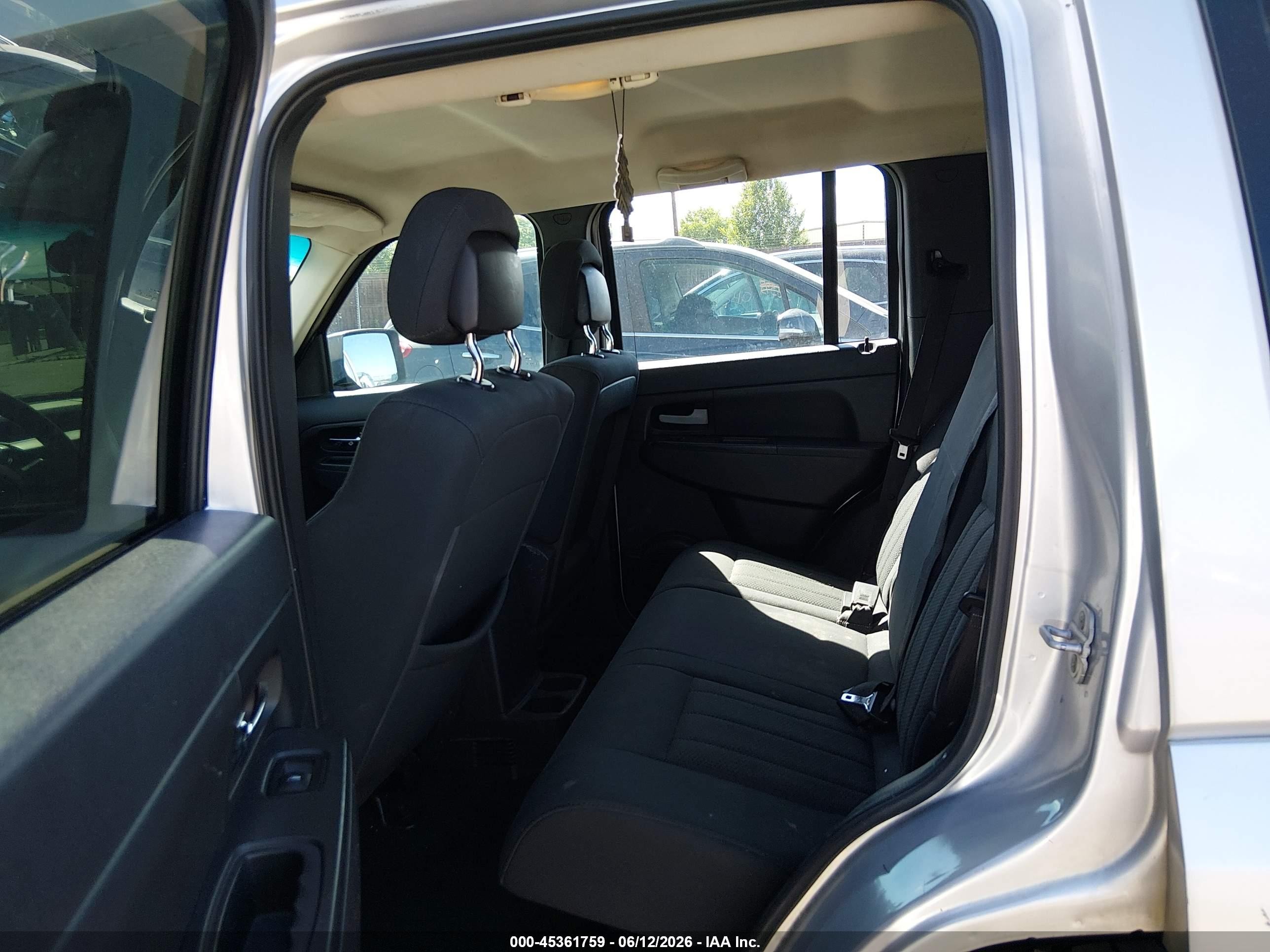 2011 Jeep Liberty Sport Silver vin: 1J4PN2GK6BW548243