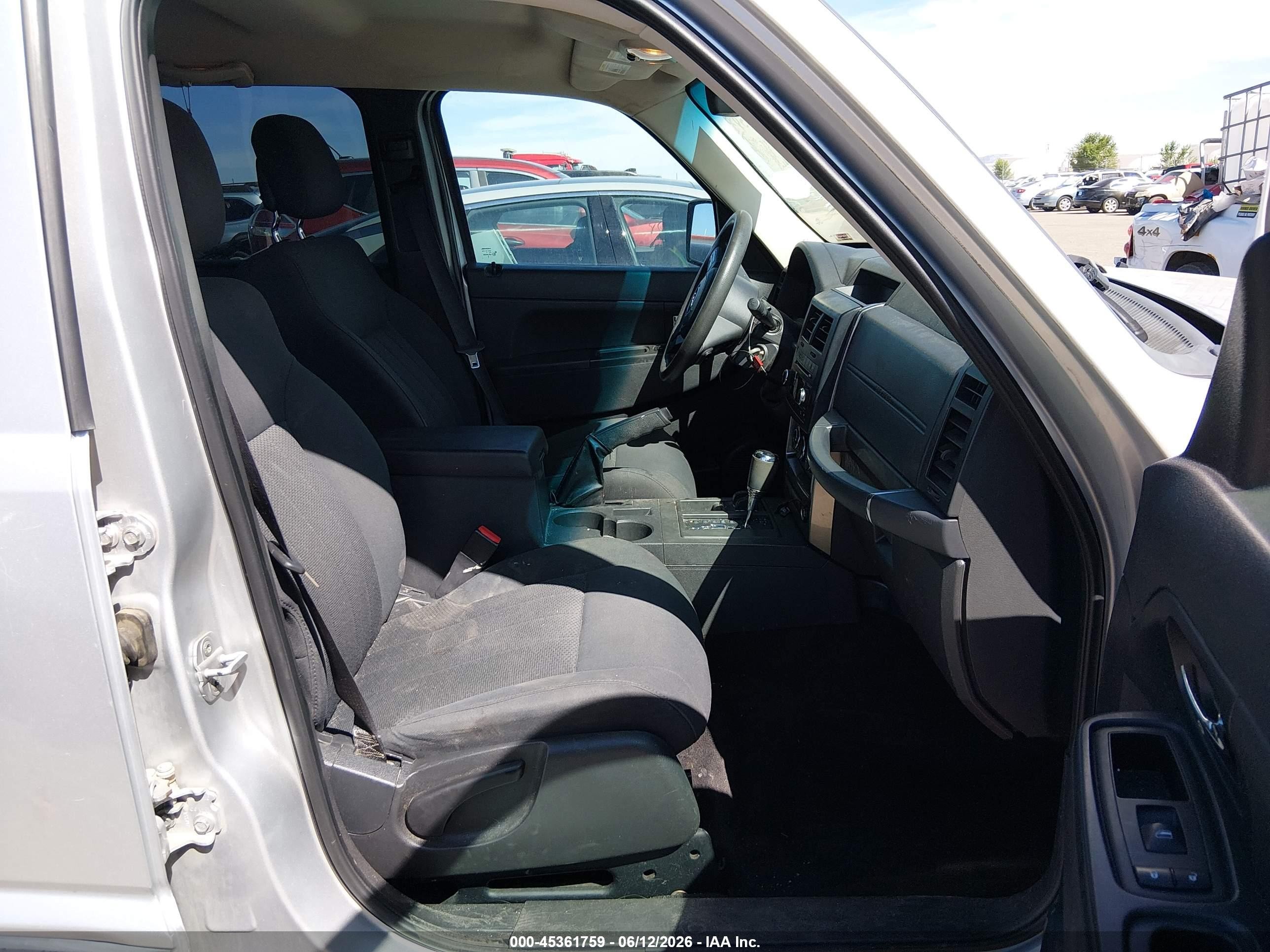 2011 Jeep Liberty Sport Silver vin: 1J4PN2GK6BW548243