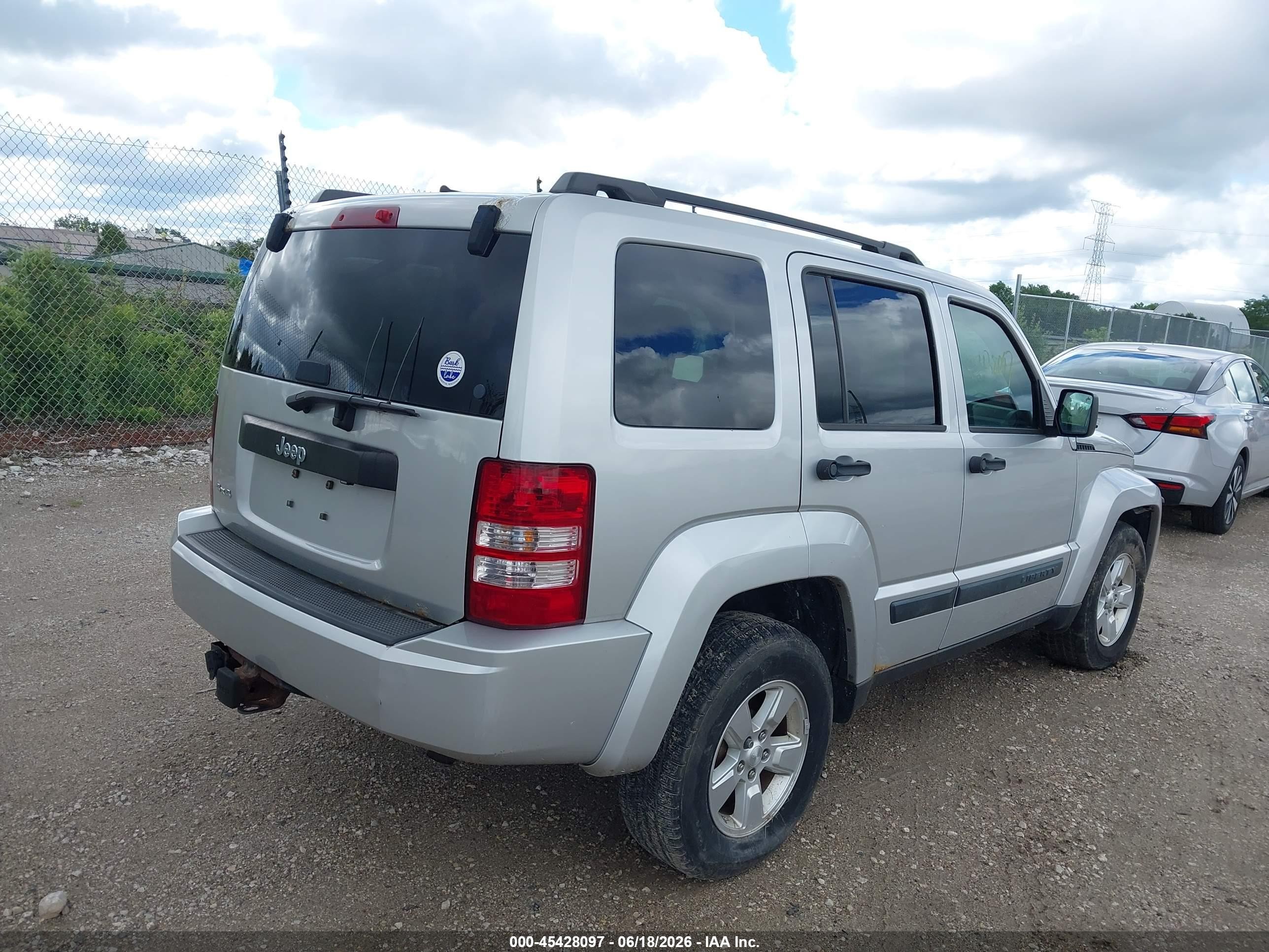 2010 Jeep Liberty Sport Silver vin: 1J4PN2GK7AW101841