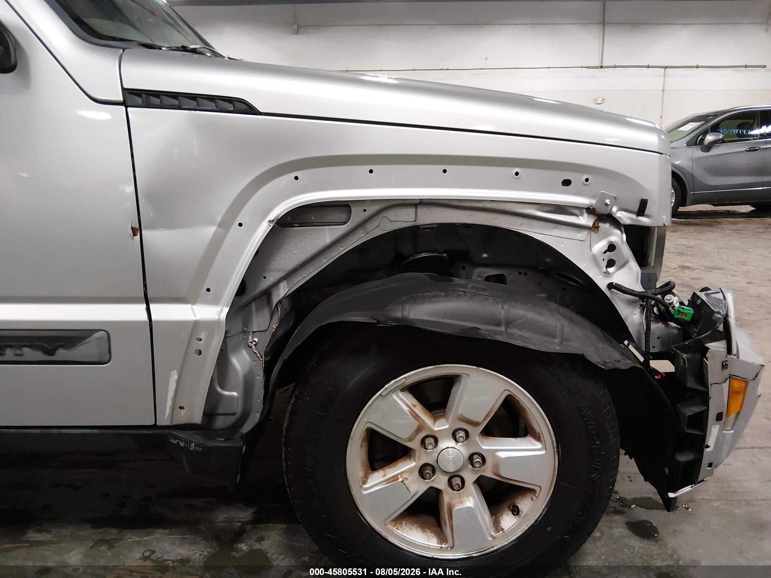 2010 Jeep Liberty Sport Silver vin: 1J4PN2GK7AW143863