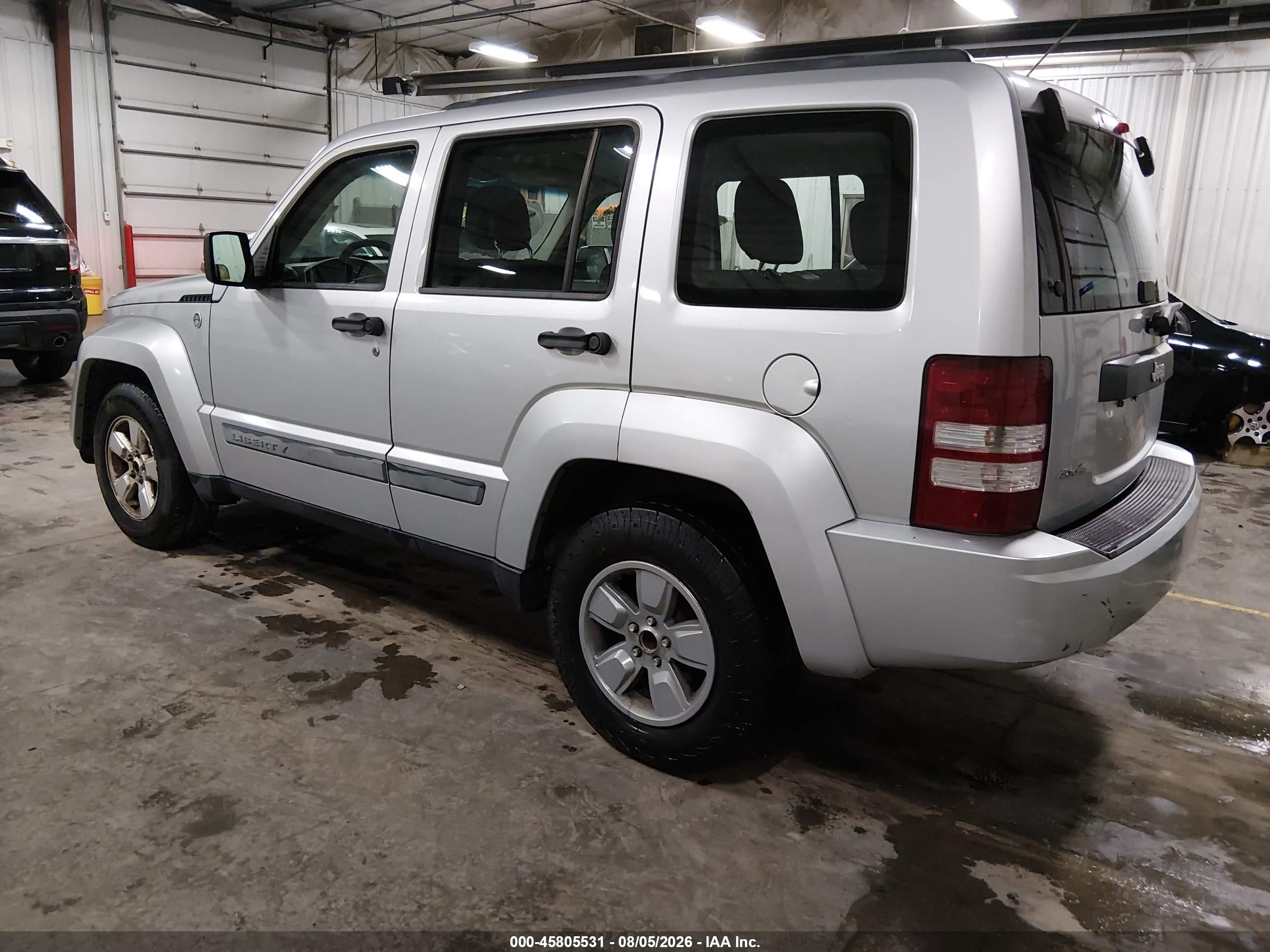 2010 Jeep Liberty Sport Silver vin: 1J4PN2GK7AW143863