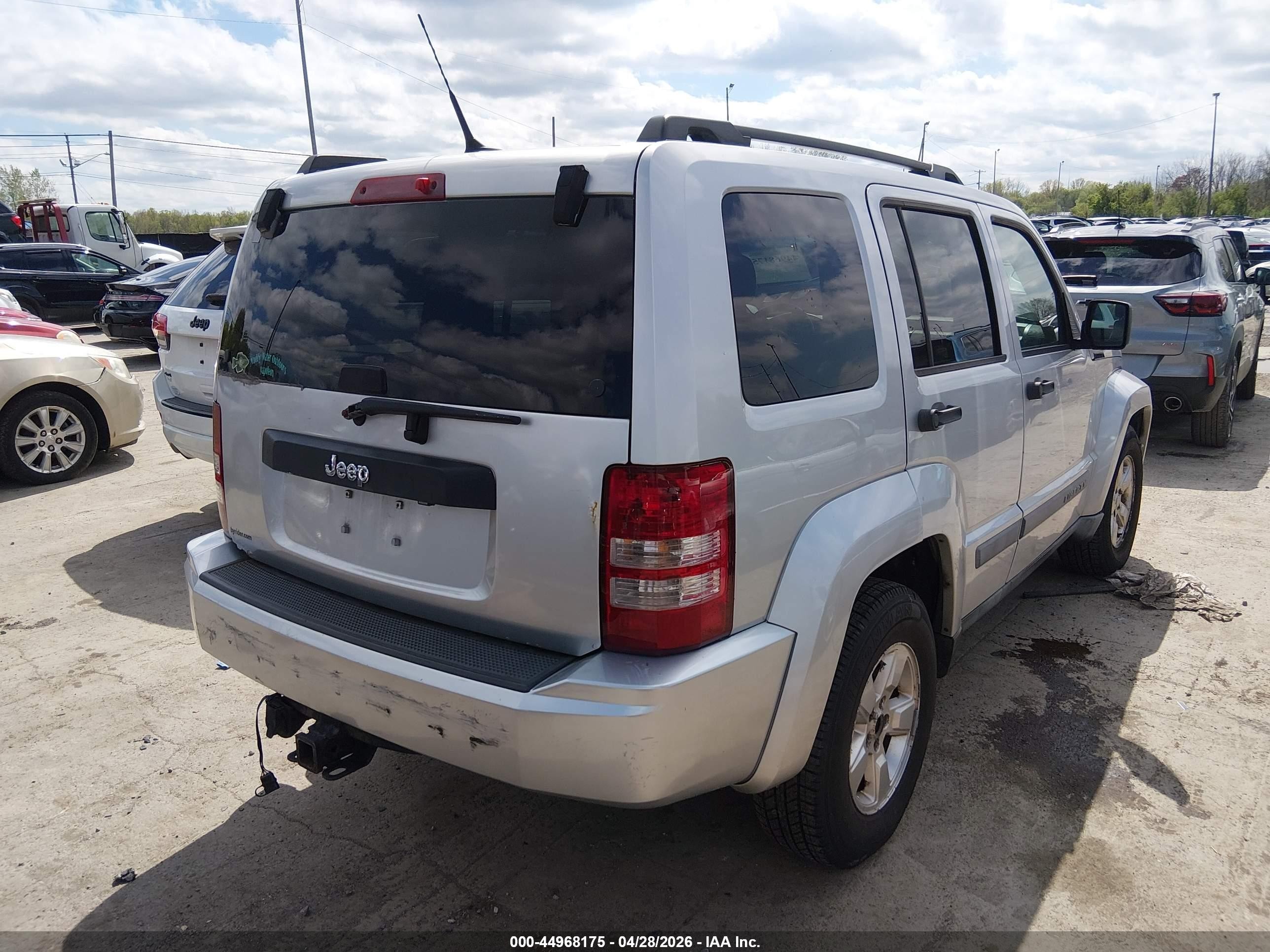 2011 Jeep Liberty Sport Silver vin: 1J4PN2GK7BW542256