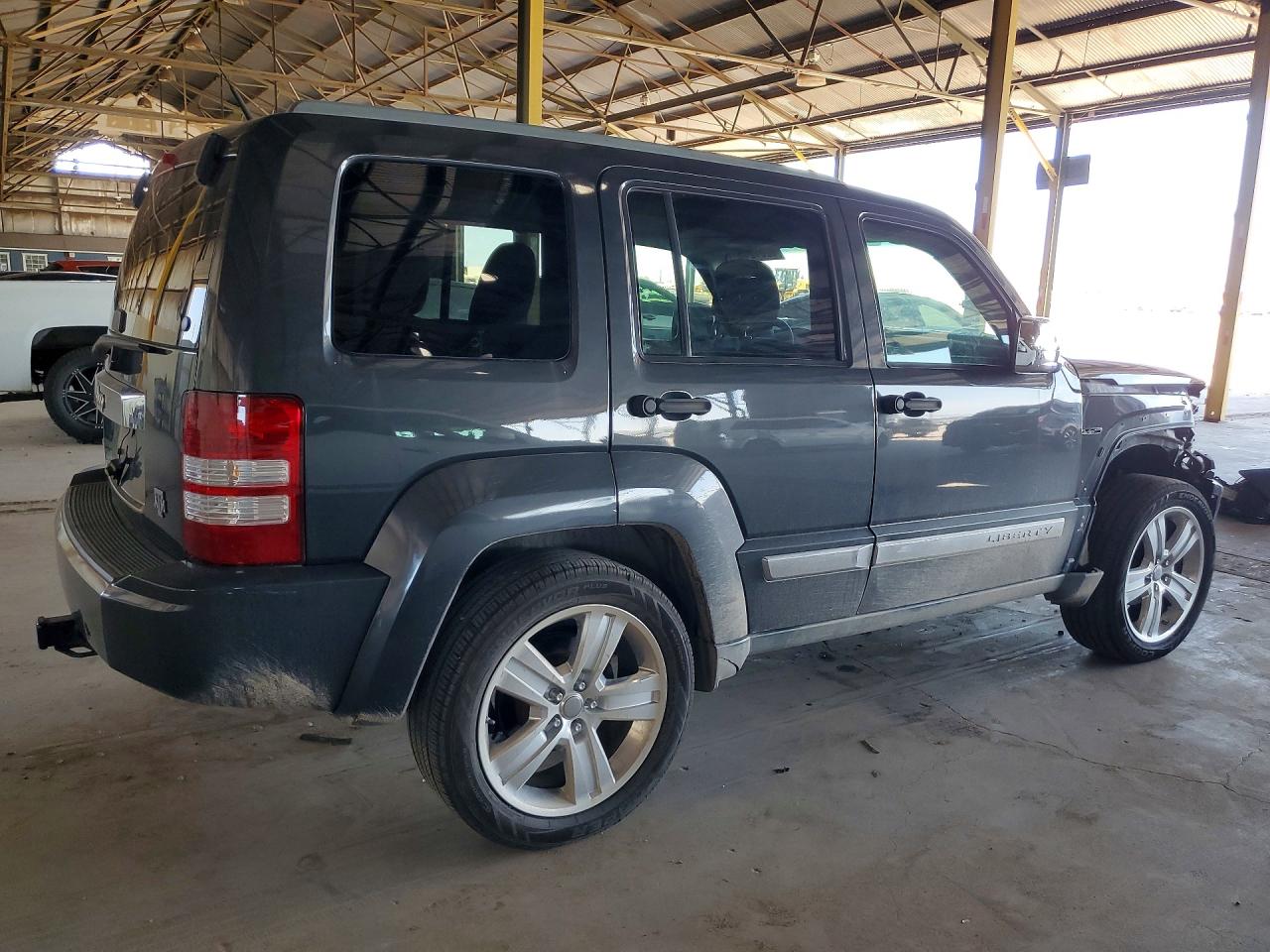 2011 Jeep Liberty Sport Gray vin: 1J4PN2GK7BW544878