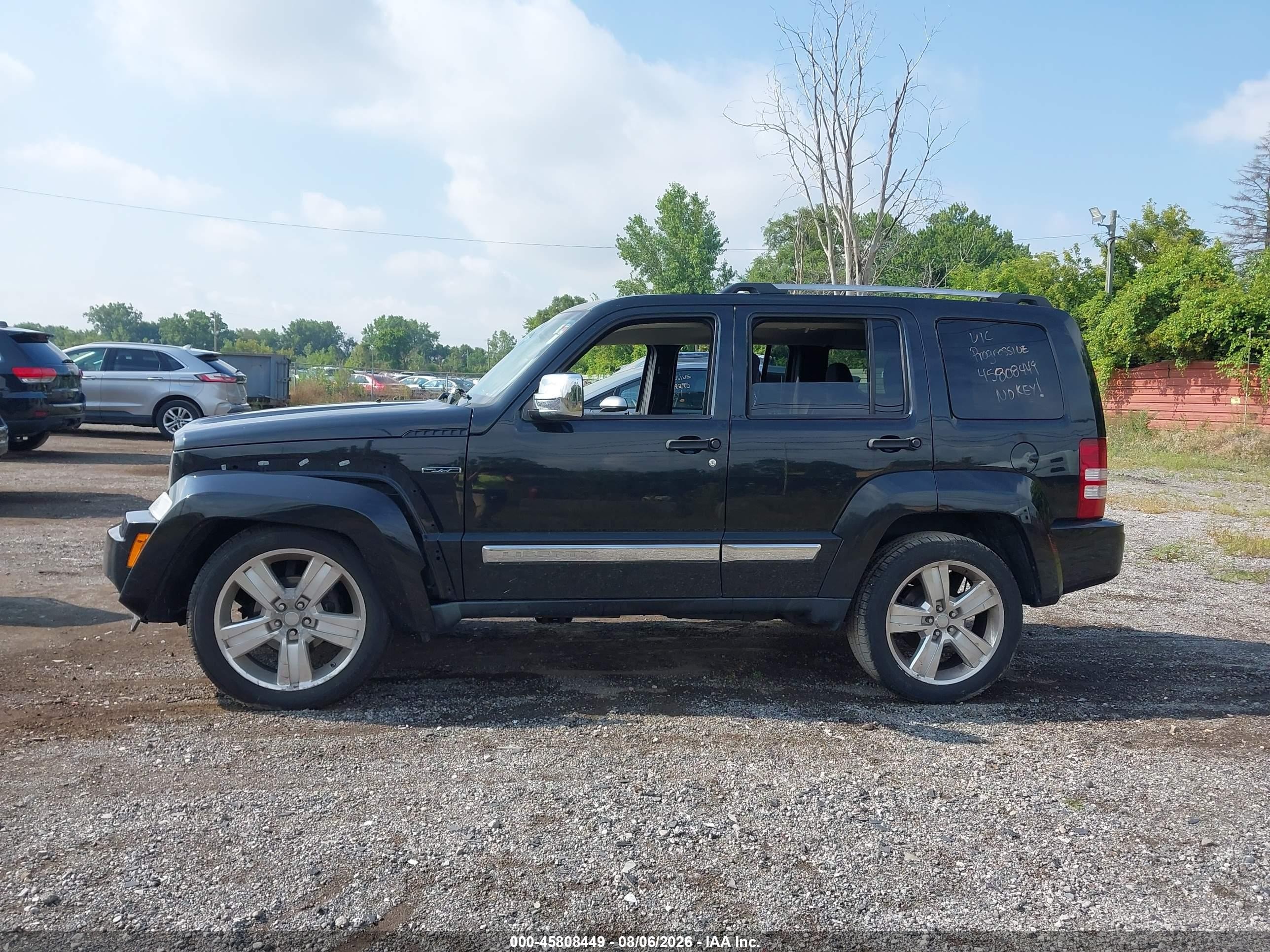 2011 Jeep Liberty Sport Черный vin: 1J4PN2GK8BW555842