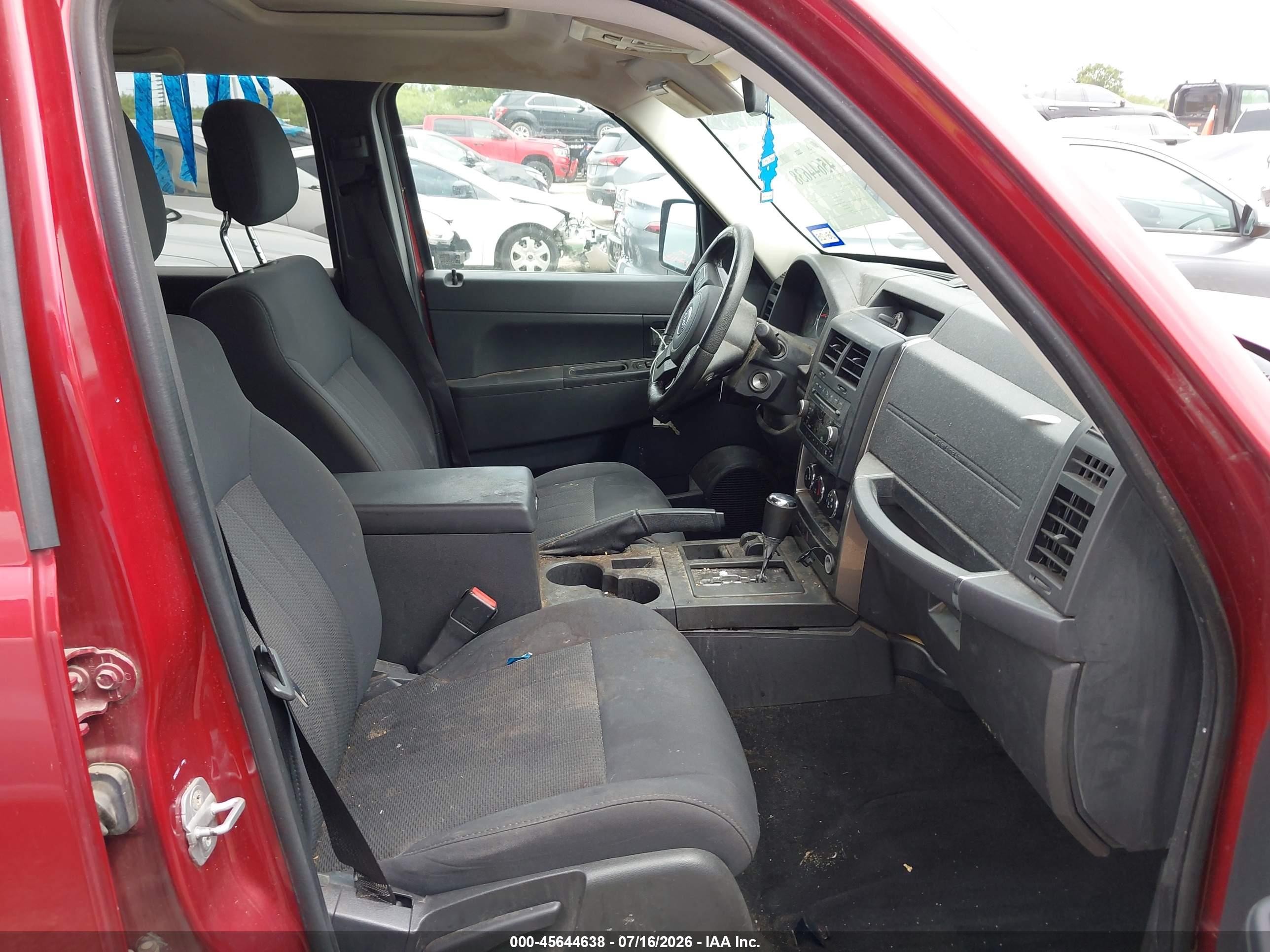 2011 Jeep Liberty Sport Red vin: 1J4PN2GK8BW577744