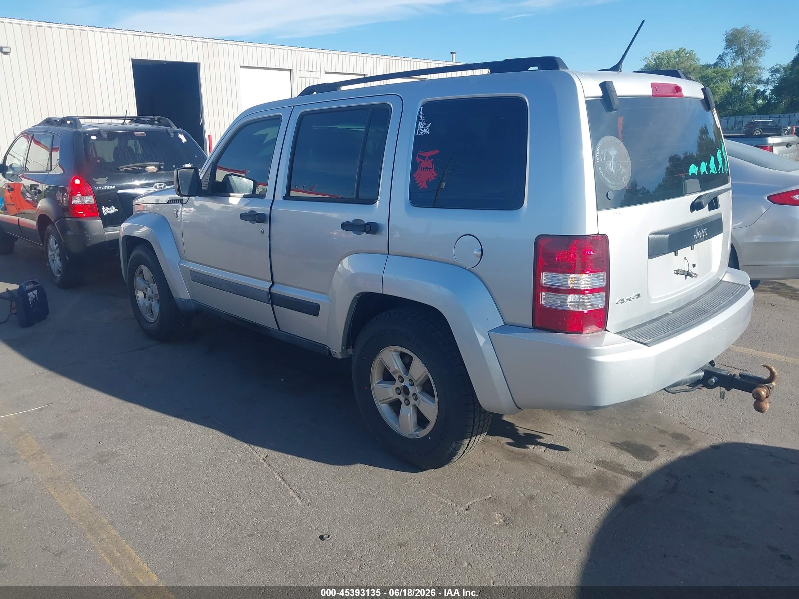 2011 Jeep Liberty Sport Silver vin: 1J4PN2GK8BW579509