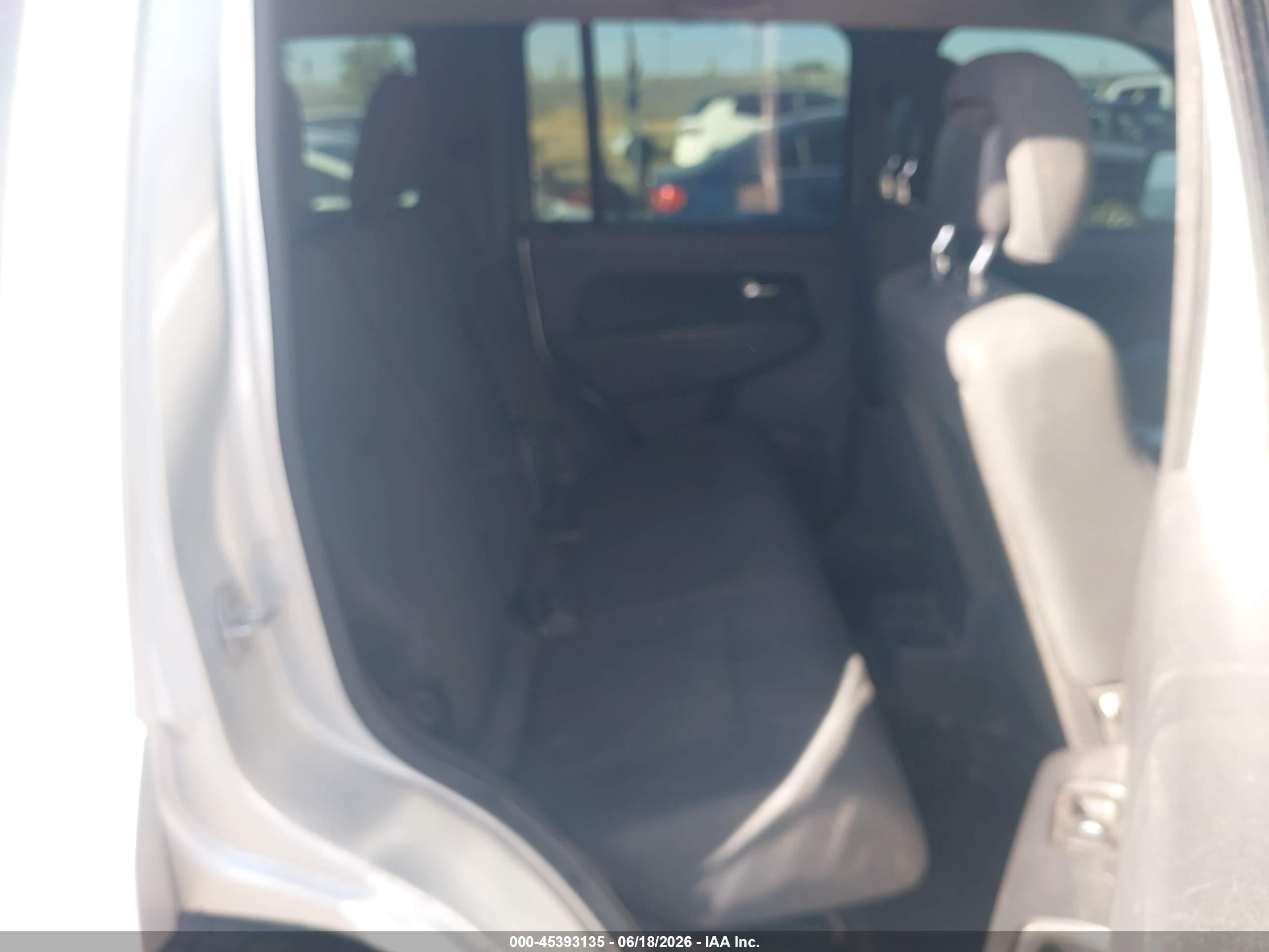 2011 Jeep Liberty Sport Silver vin: 1J4PN2GK8BW579509