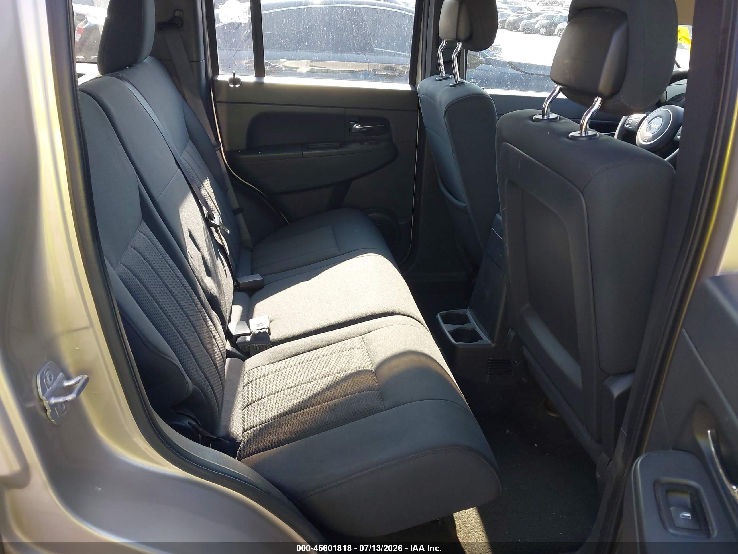 2011 Jeep Liberty Sport Gray vin: 1J4PN2GK8BW588467