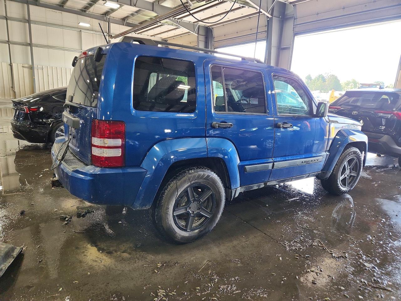 2010 Jeep Liberty Sport Blue vin: 1J4PN2GK9AW106944