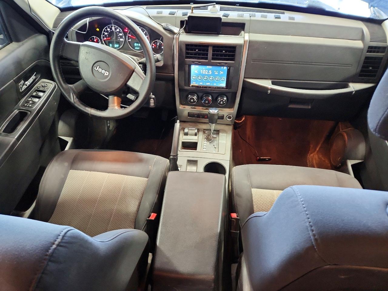 2010 Jeep Liberty Sport Blue vin: 1J4PN2GK9AW106944