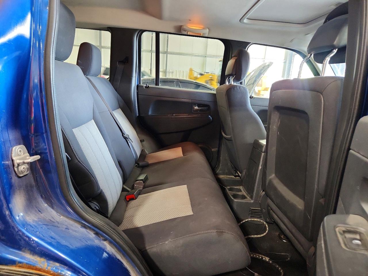 2010 Jeep Liberty Sport Blue vin: 1J4PN2GK9AW106944