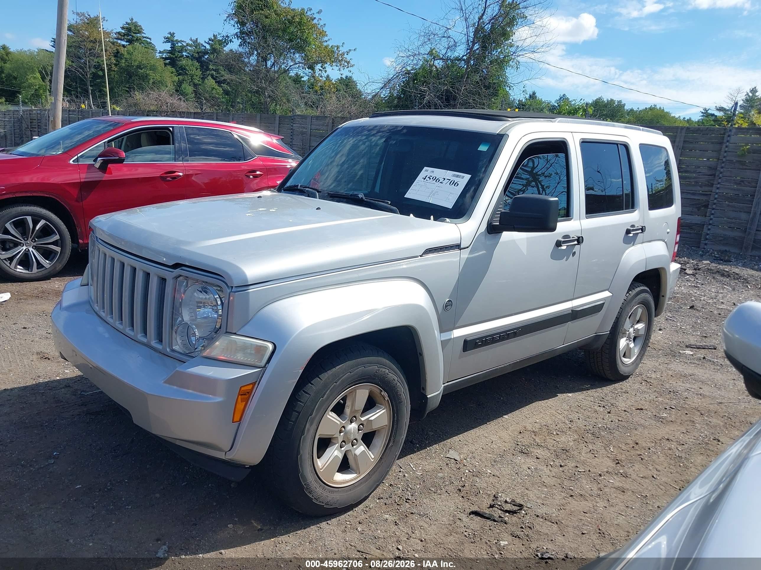 2010 Jeep Liberty Sport Серебряный vin: 1J4PN2GK9AW163077