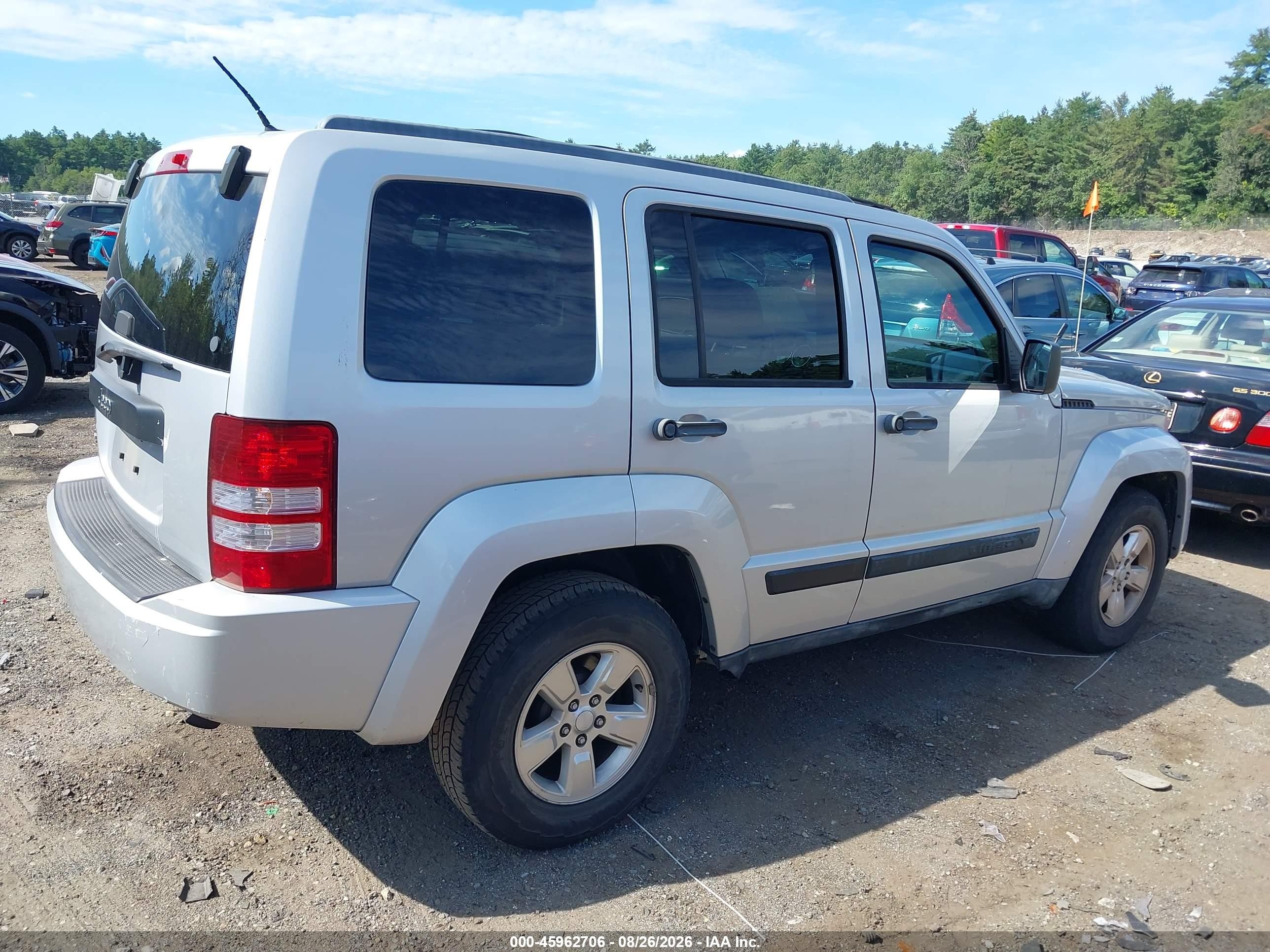 2010 Jeep Liberty Sport Серебряный vin: 1J4PN2GK9AW163077