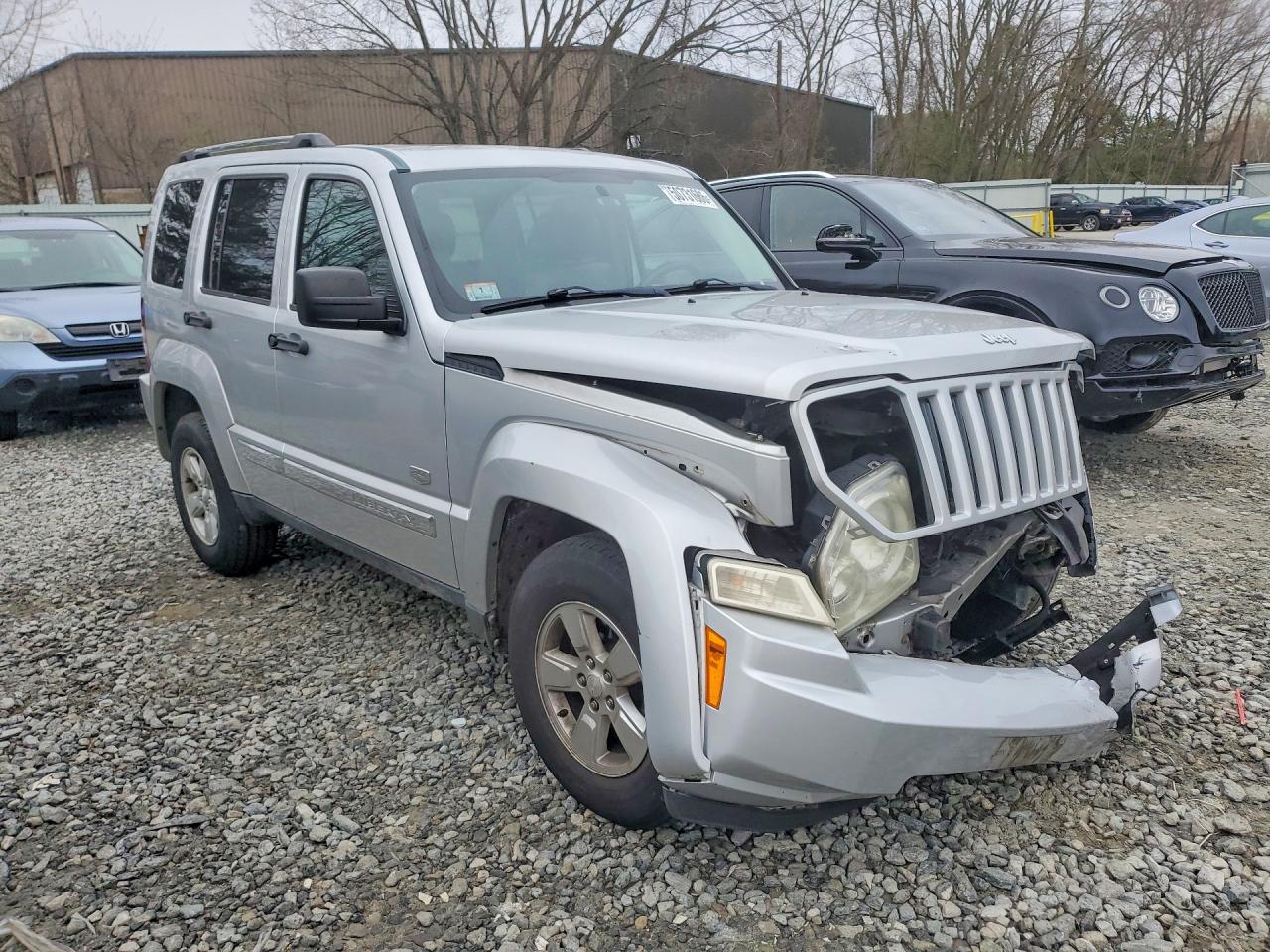 2011 Jeep Liberty Sport Silver vin: 1J4PN2GK9BW558619