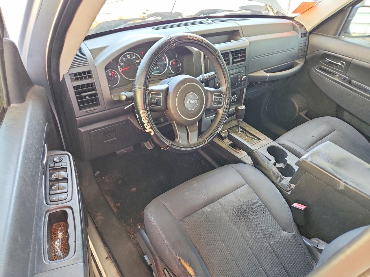 2011 Jeep Liberty Sport Silver vin: 1J4PN2GK9BW567577