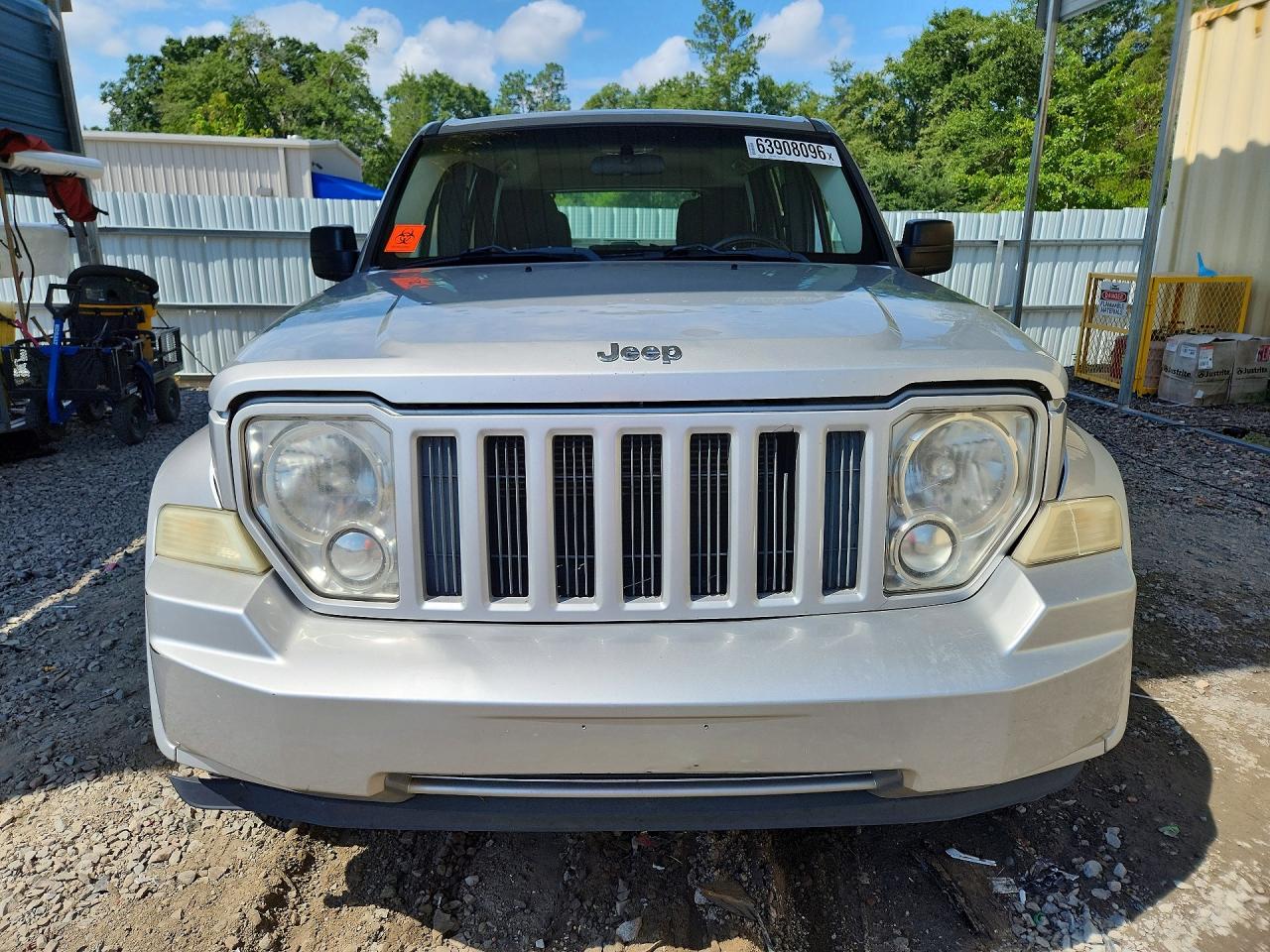 2011 Jeep Liberty Sport Silver vin: 1J4PN2GK9BW567577