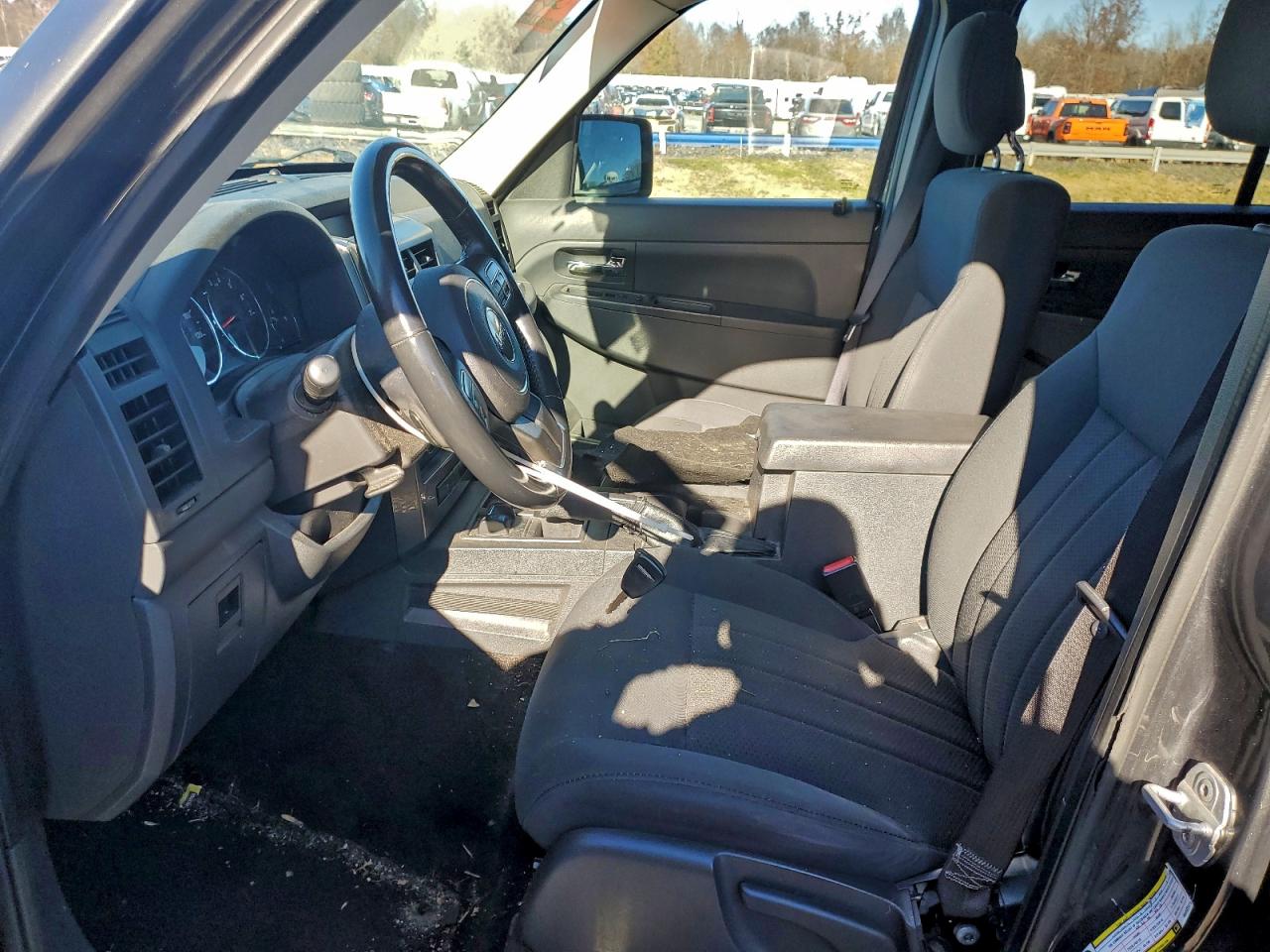 2011 Jeep Liberty Sport Gray vin: 1J4PN2GK9BW588171