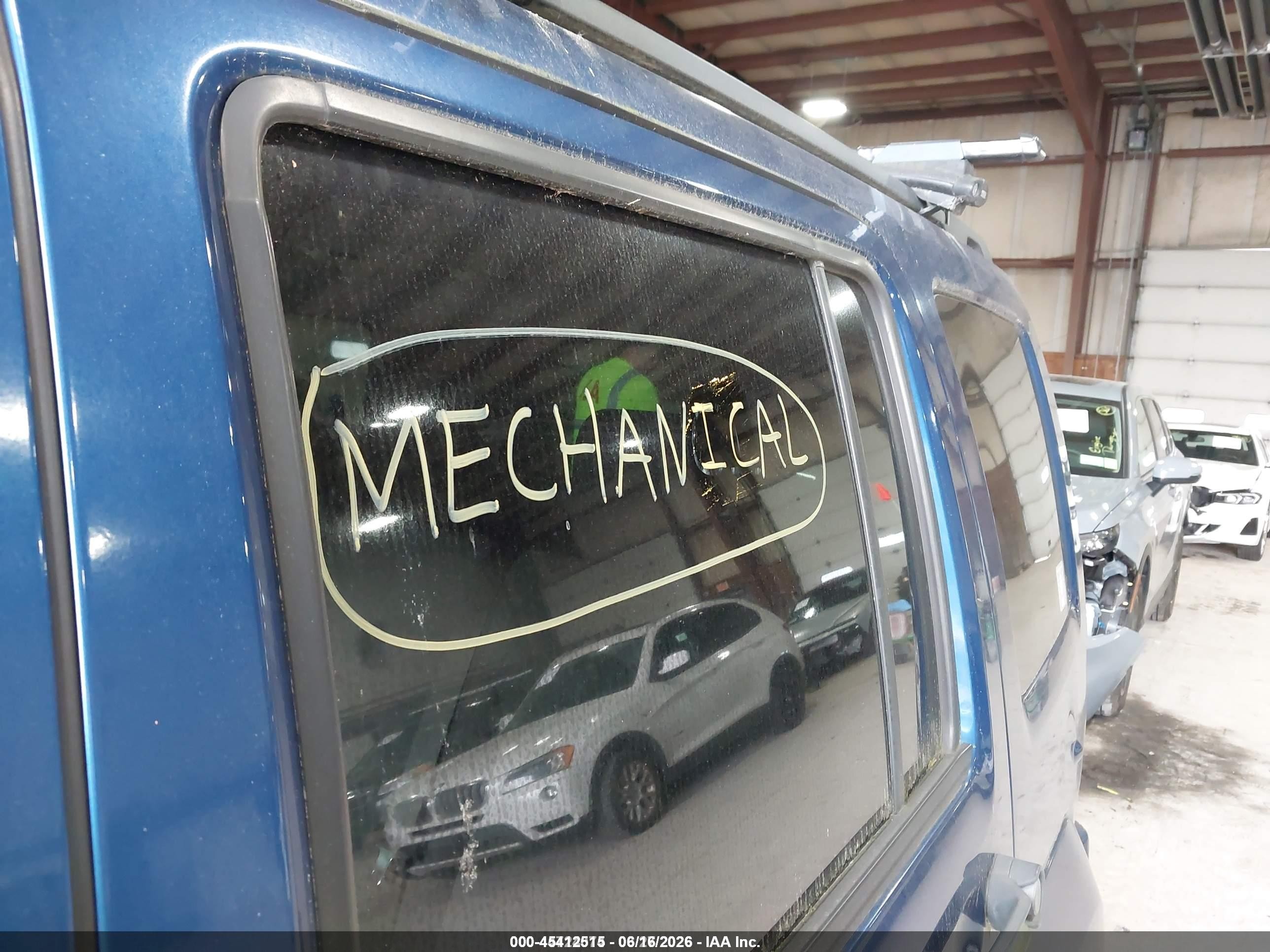 2010 Jeep Liberty Sport Blue vin: 1J4PN2GKXAW115362