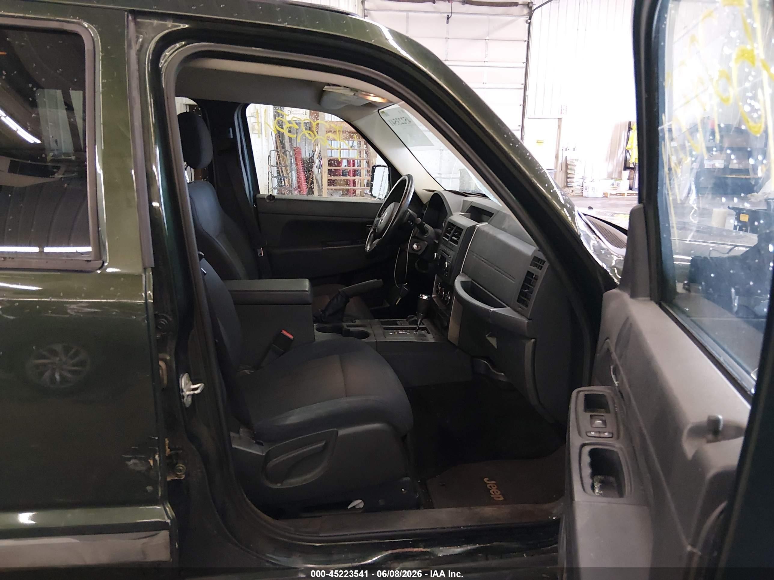 2011 Jeep Liberty Sport Green vin: 1J4PN2GKXBW519229