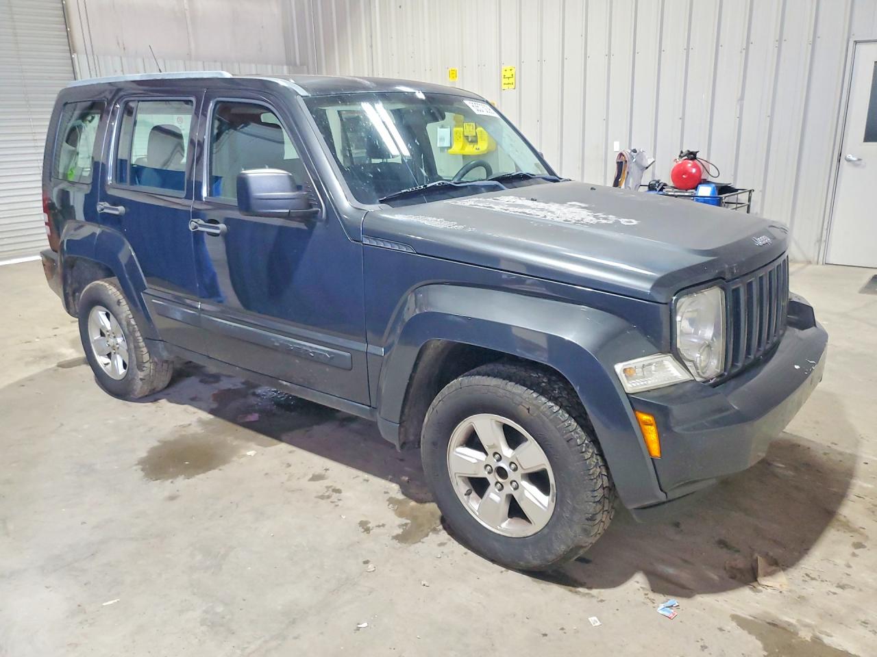 2011 Jeep Liberty Sport Black vin: 1J4PN2GKXBW565384