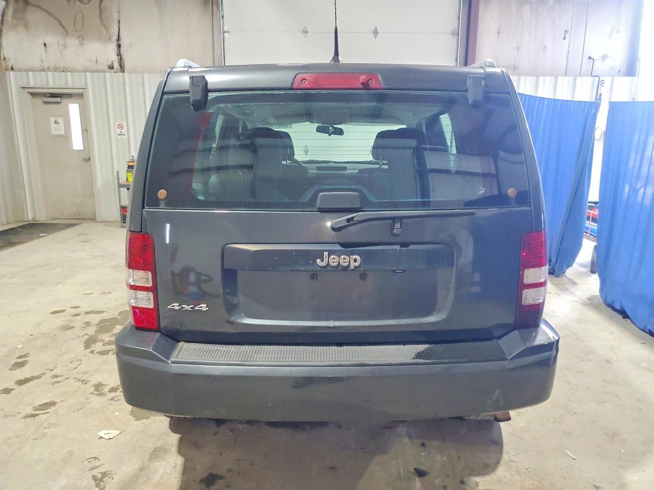 2011 Jeep Liberty Sport Black vin: 1J4PN2GKXBW565384