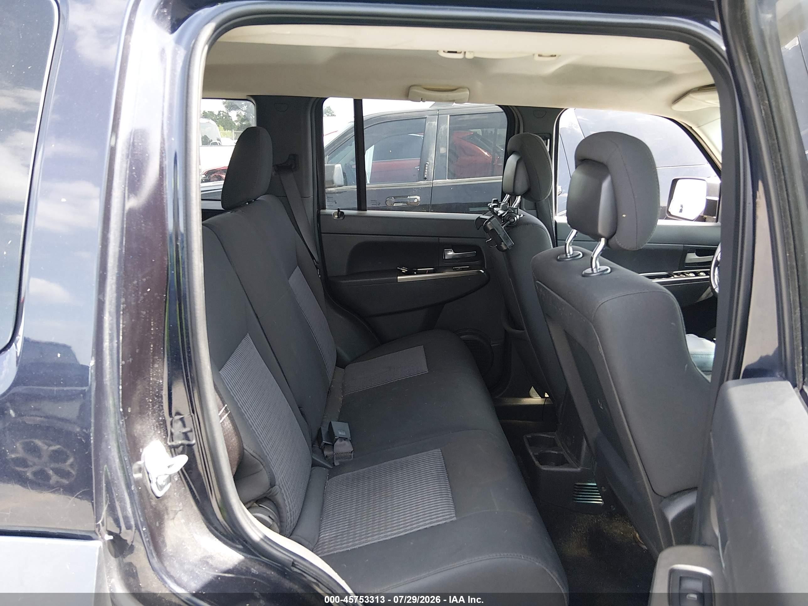2011 Jeep Liberty Renegade Dark Blue vin: 1J4PN3GK0BW516653