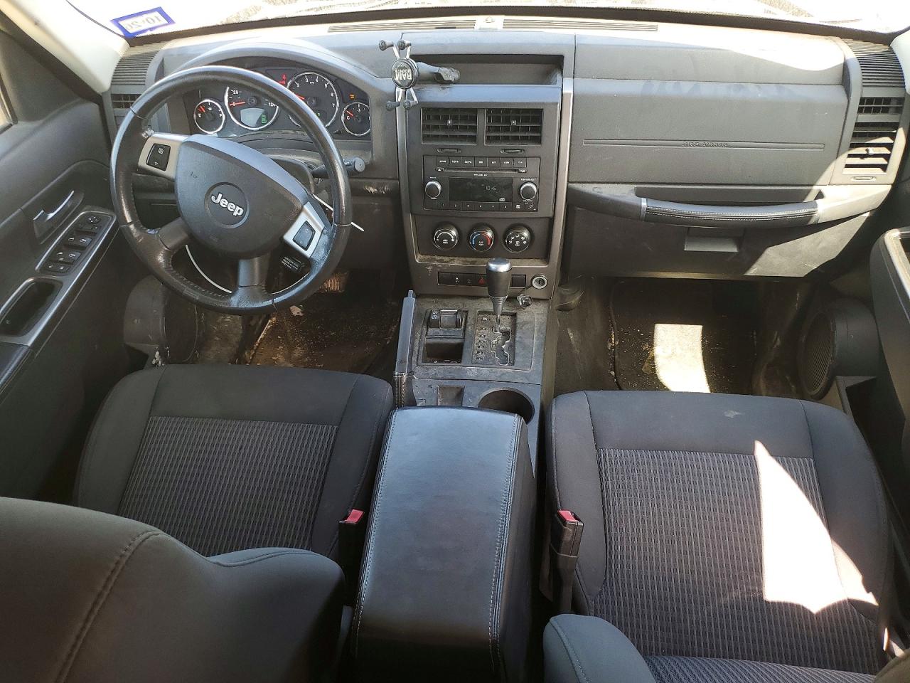 2010 Jeep Liberty Renegade Silver vin: 1J4PN3GK7AW171250