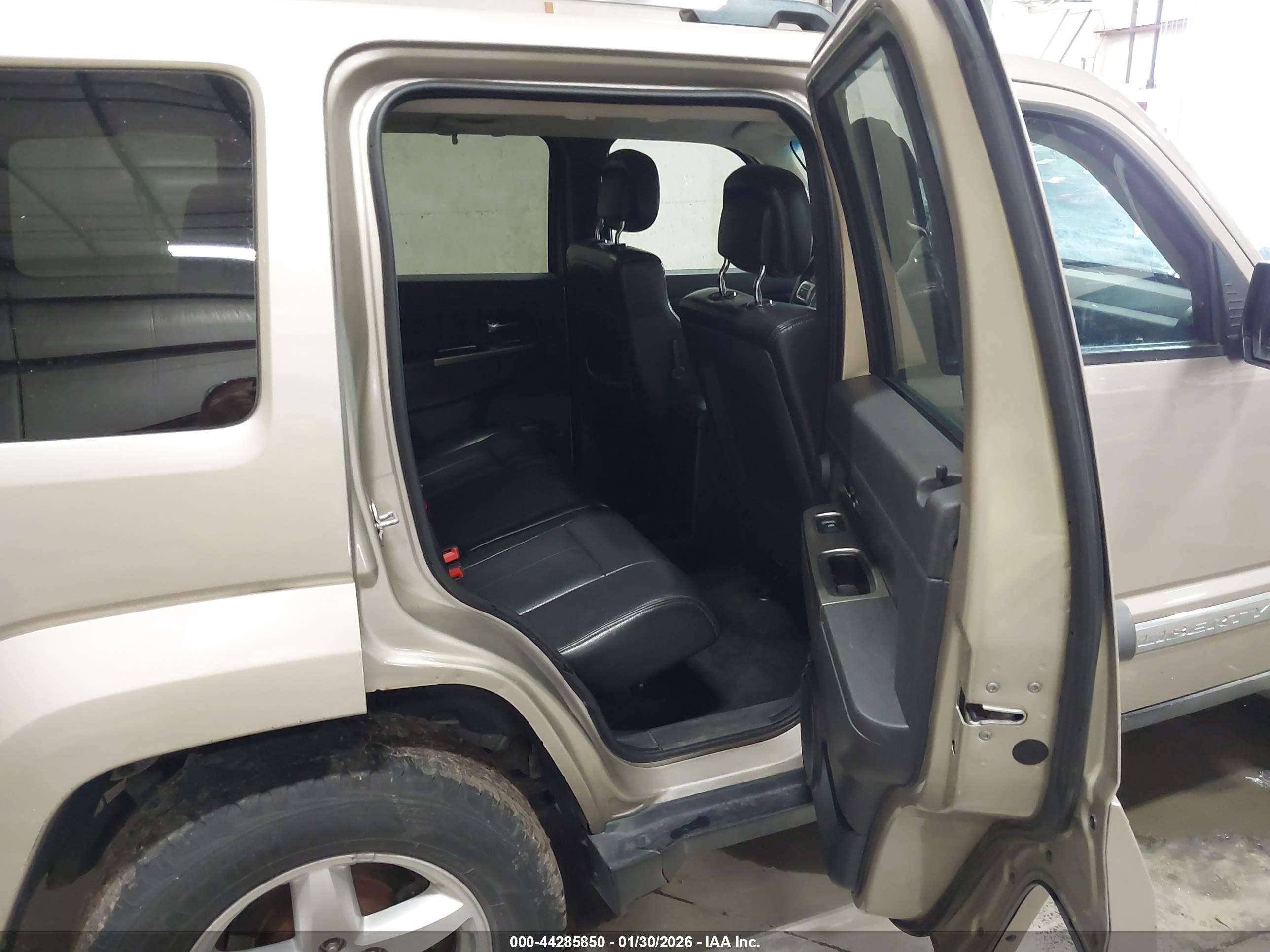 2011 Jeep Liberty Limited Edition Tan vin: 1J4PN5GK0BW547977
