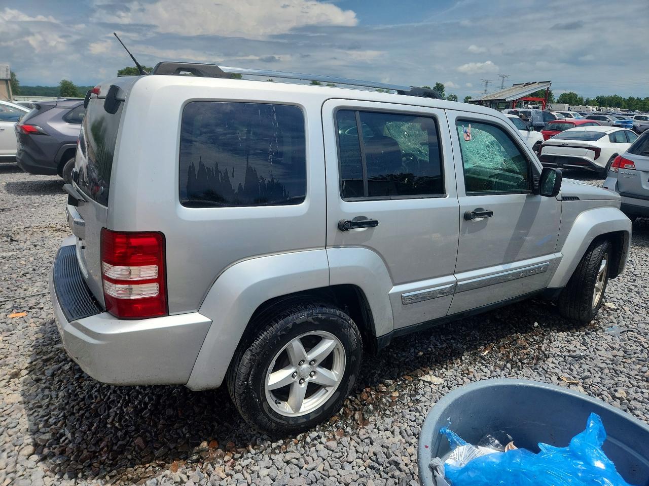 2011 Jeep Liberty Limited Silver vin: 1J4PN5GK0BW581899