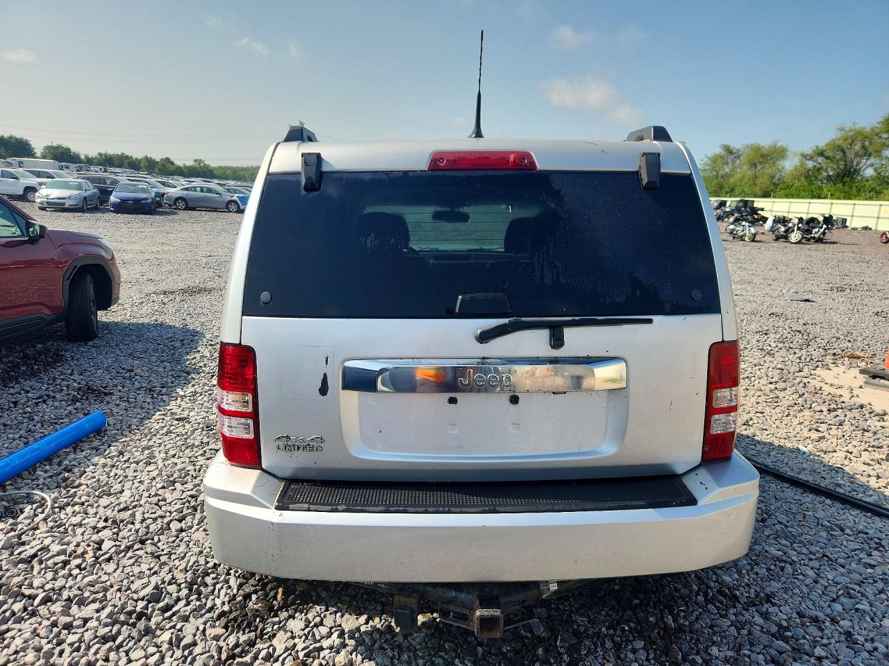 2011 Jeep Liberty Limited Silver vin: 1J4PN5GK2BW571990