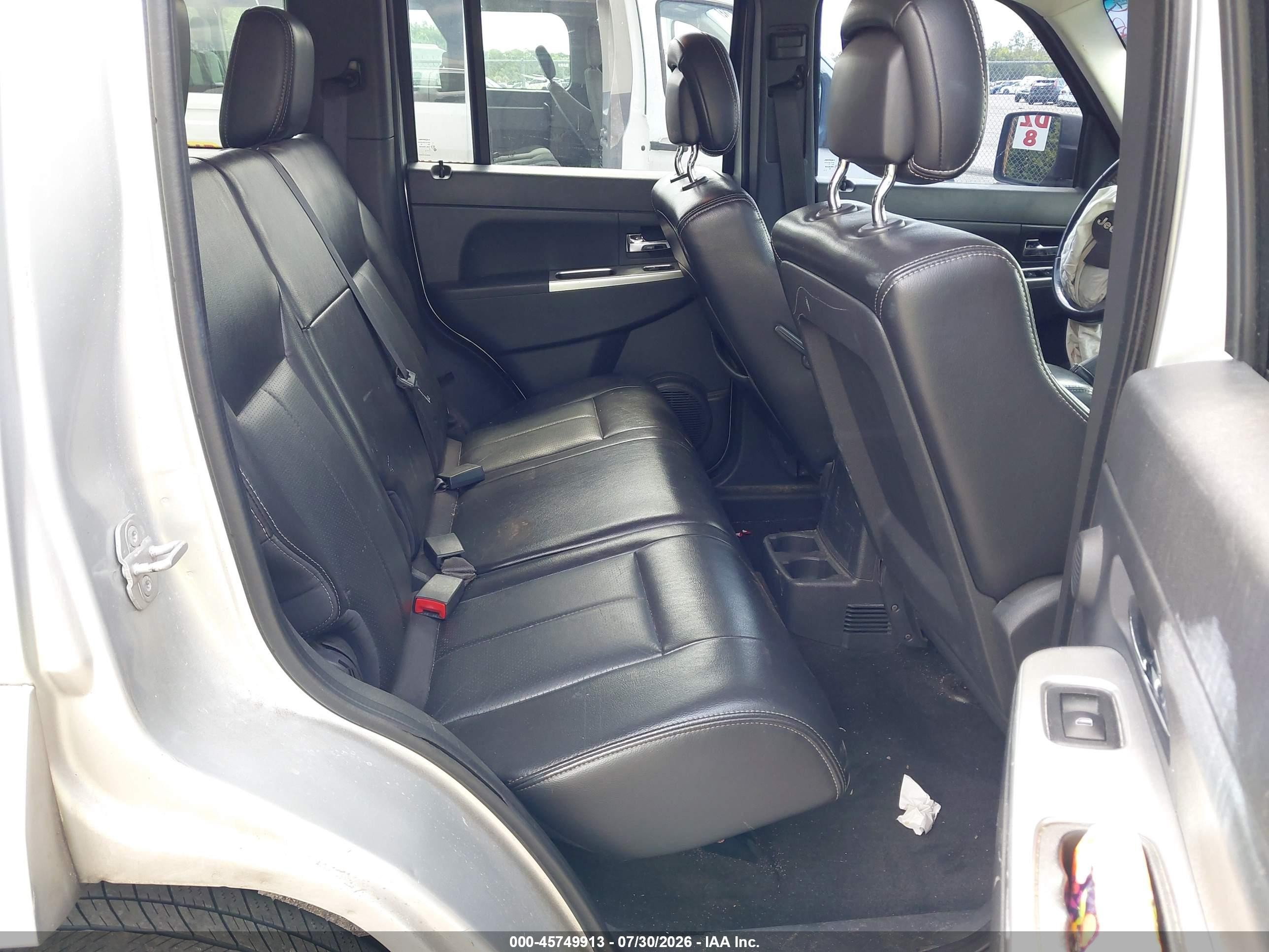 2010 Jeep Liberty Limited Silver vin: 1J4PN5GK5AW150389