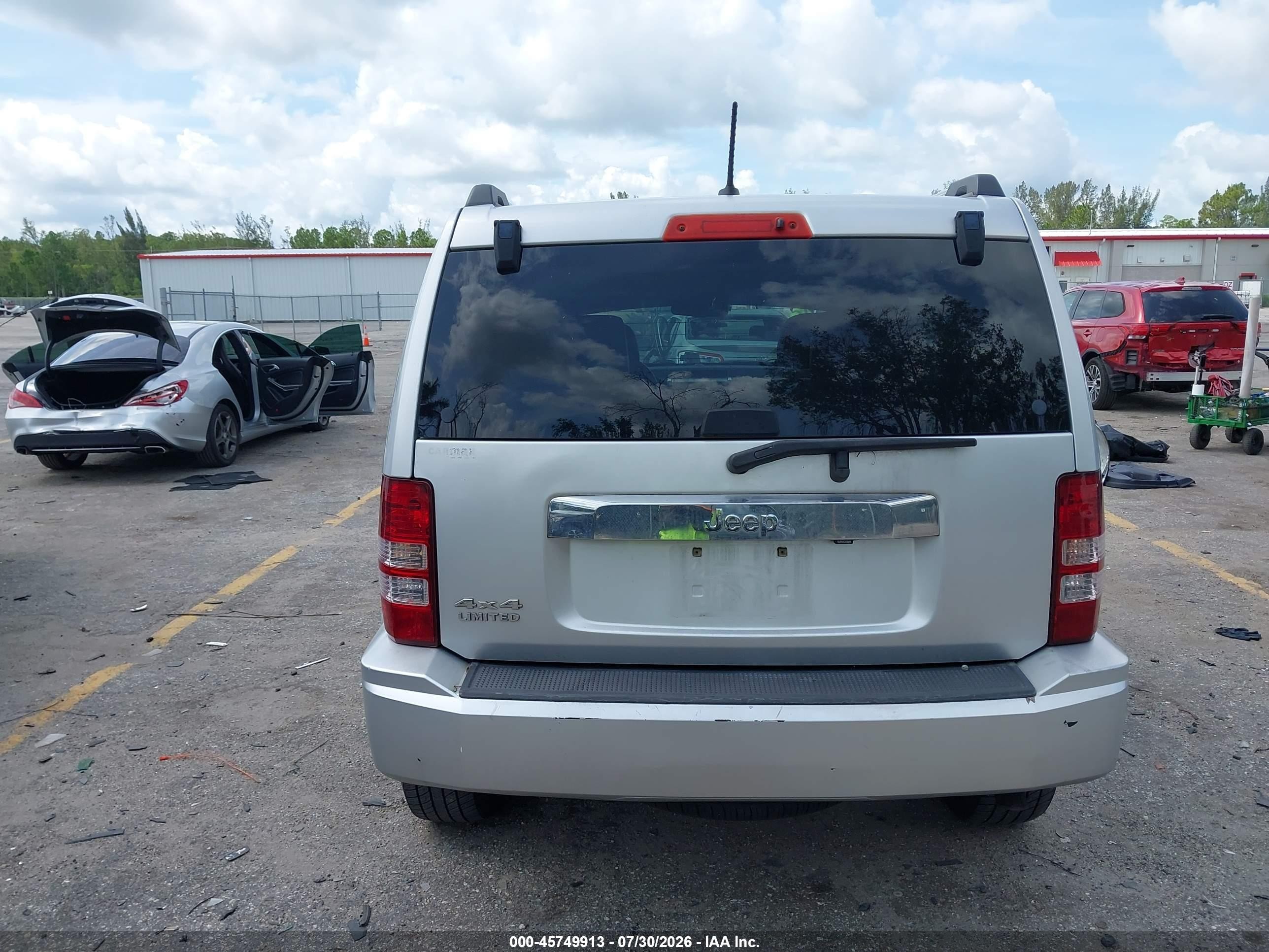 2010 Jeep Liberty Limited Silver vin: 1J4PN5GK5AW150389