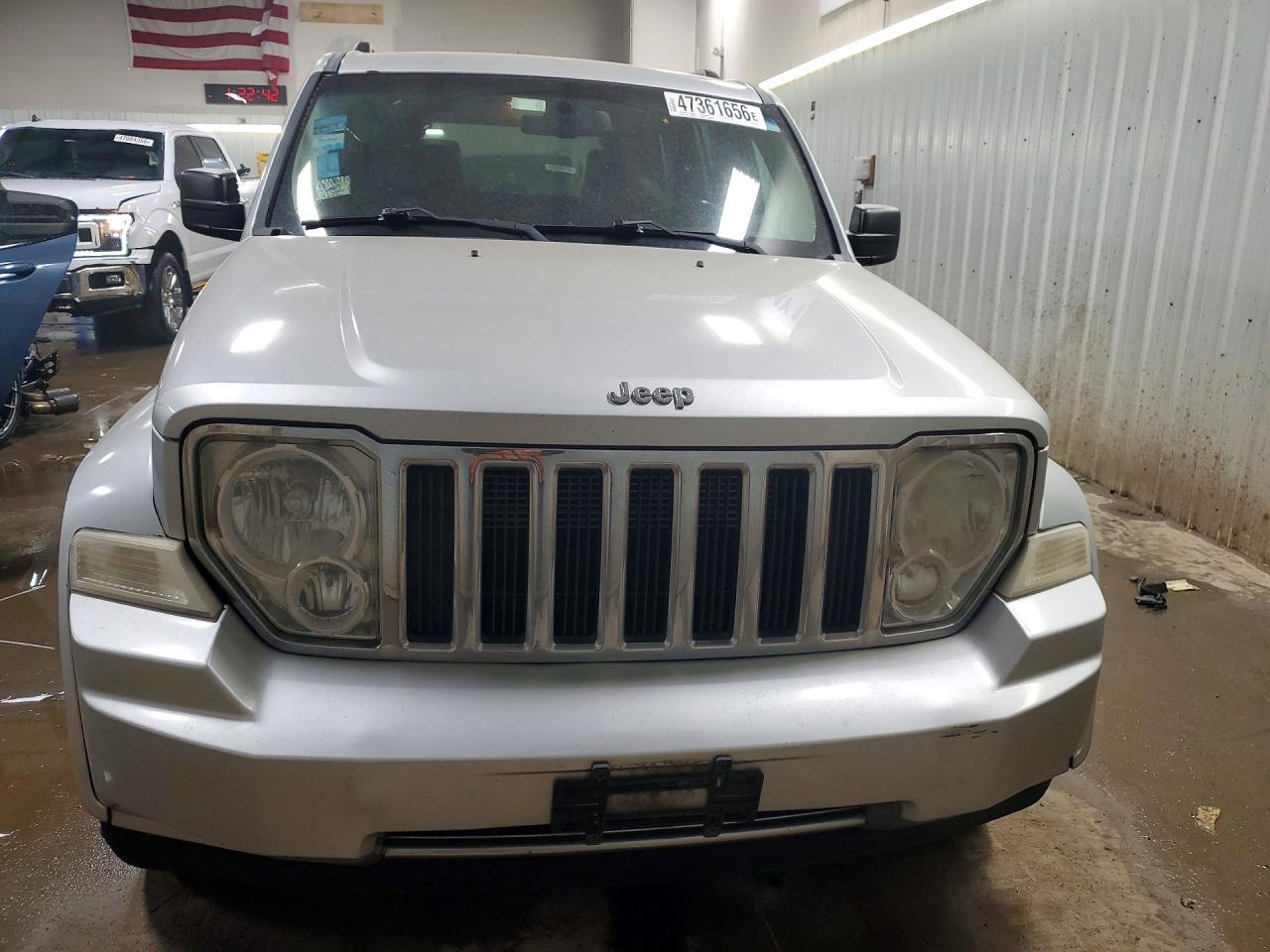 2010 Jeep Liberty Limited Silver vin: 1J4PN5GK6AW139191