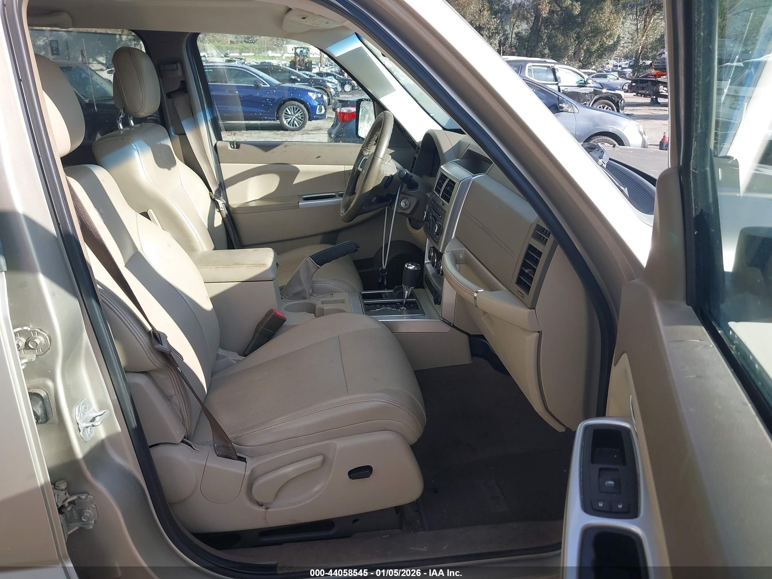 2010 Jeep Liberty Limited Gold vin: 1J4PN5GK7AW151852