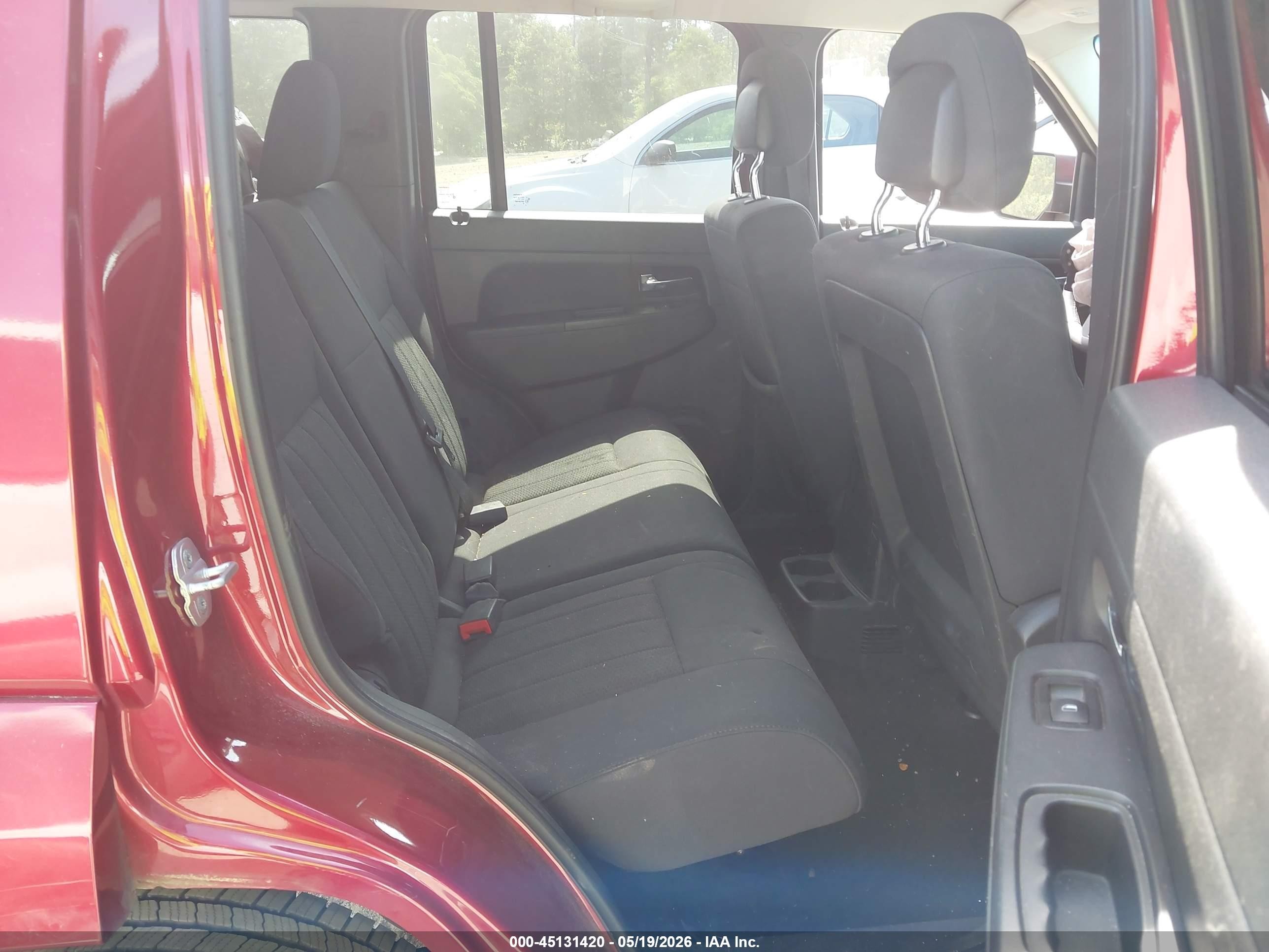 2011 Jeep Liberty Sport Red vin: 1J4PP2GK0BW540701