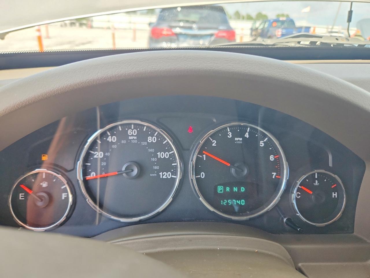 2010 Jeep Liberty Sport Beige vin: 1J4PP2GK1AW132738