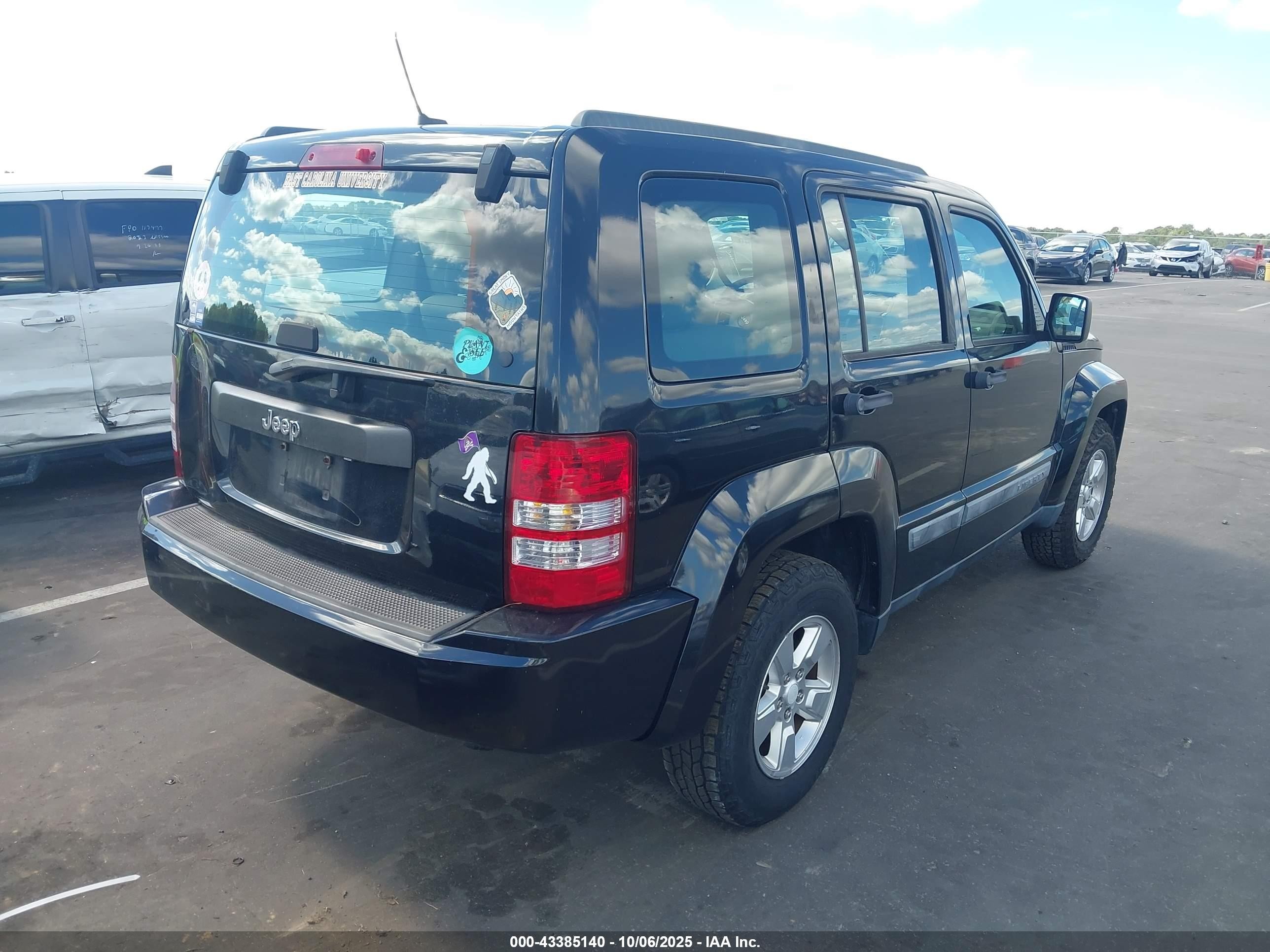 2010 Jeep Liberty Sport Черный vin: 1J4PP2GK2AW171726