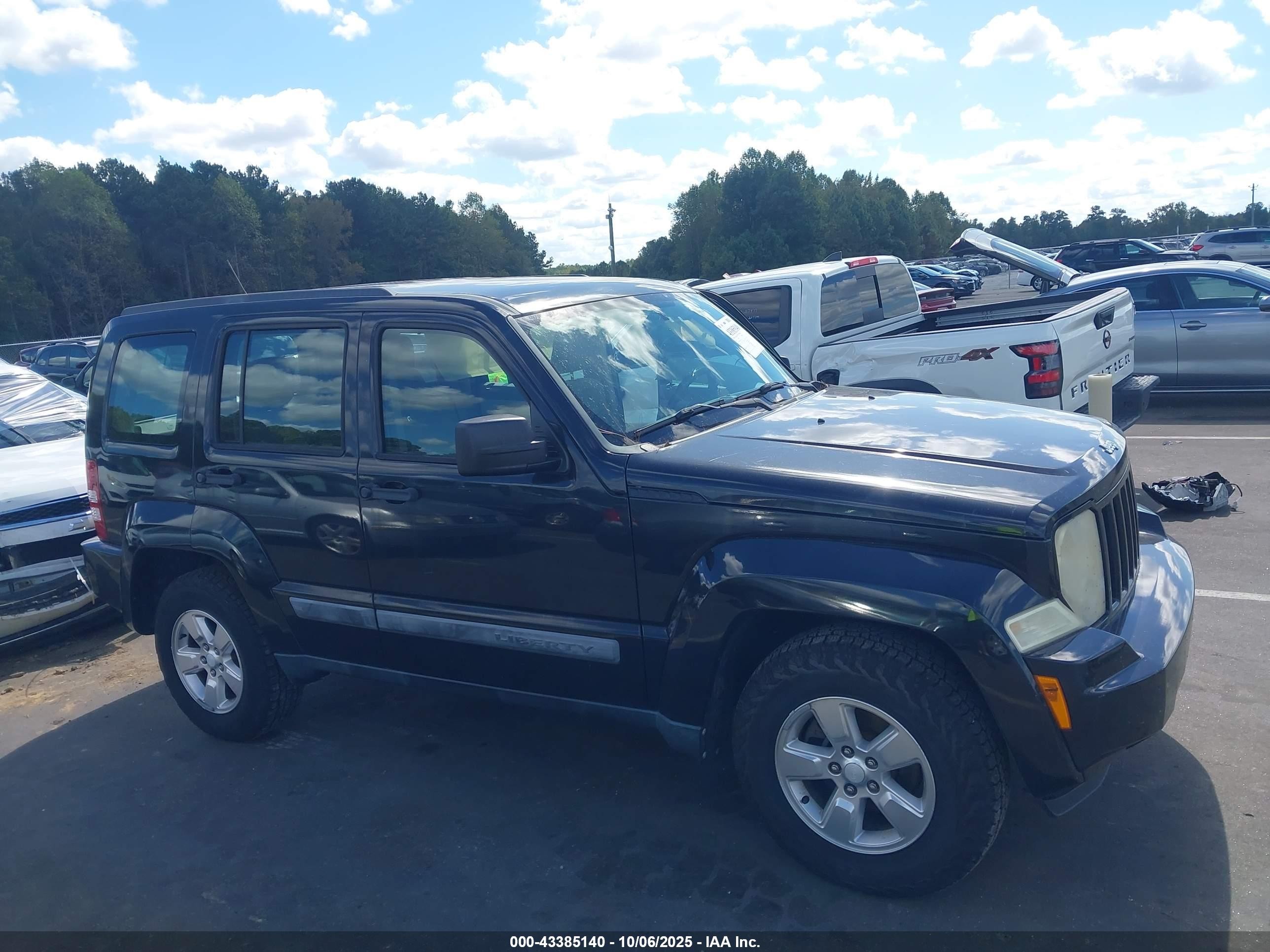 2010 Jeep Liberty Sport Черный vin: 1J4PP2GK2AW171726