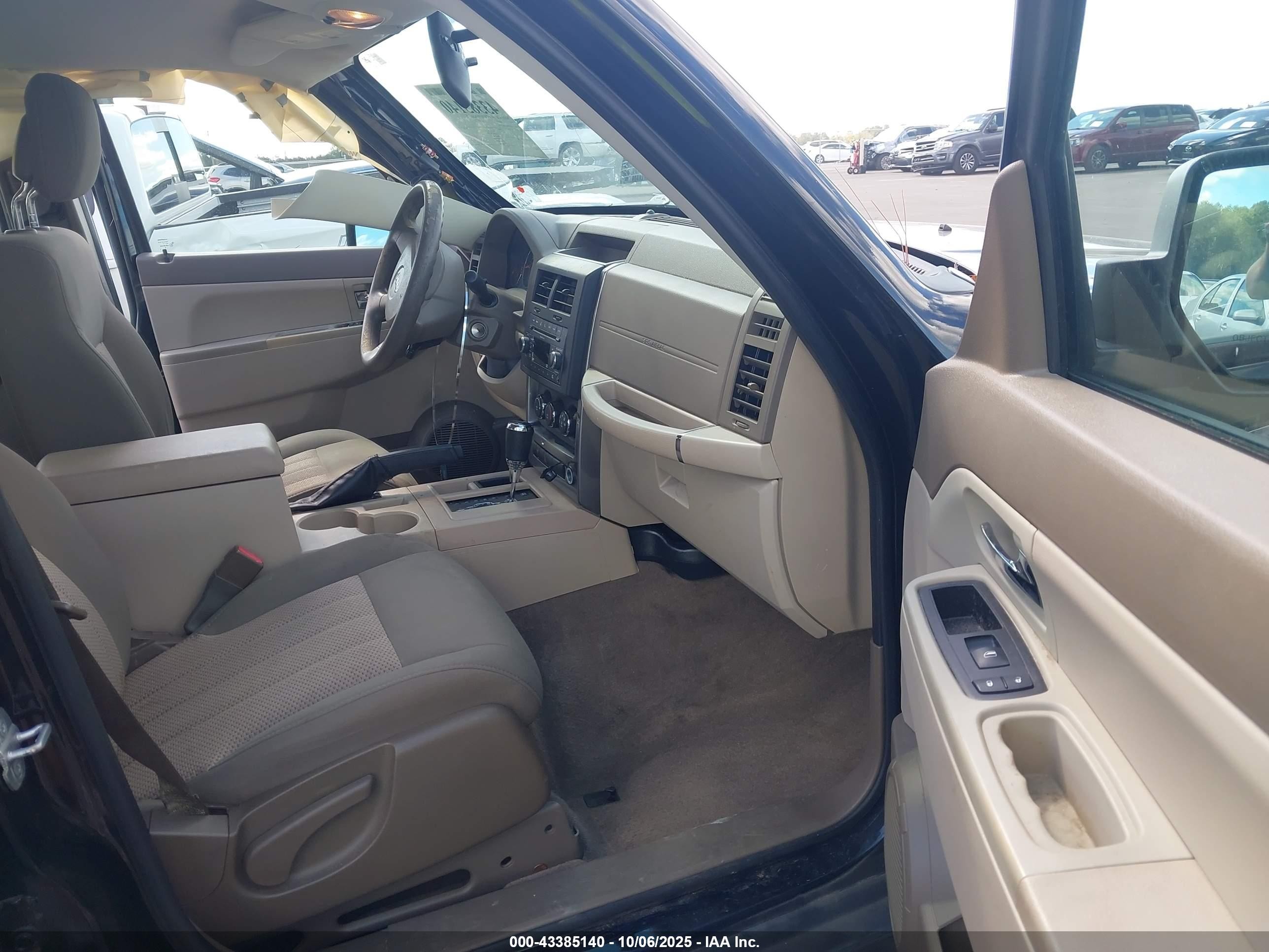 2010 Jeep Liberty Sport Черный vin: 1J4PP2GK2AW171726