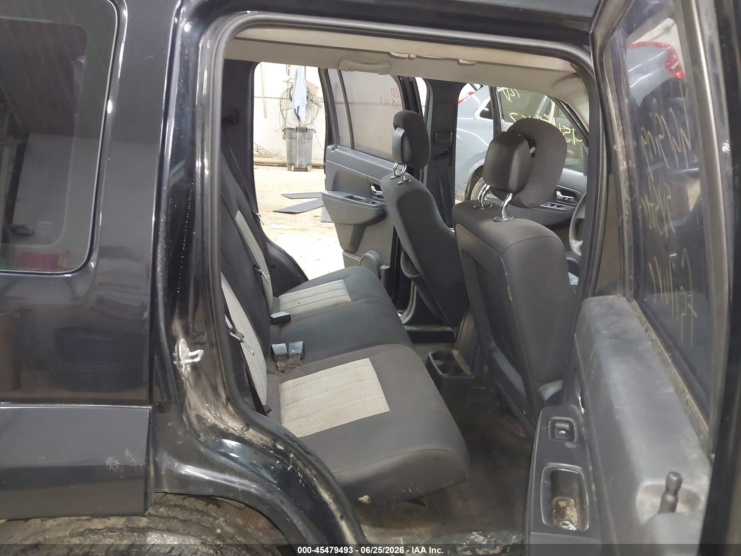 2010 Jeep Liberty Sport Черный vin: 1J4PP2GK4AW148044
