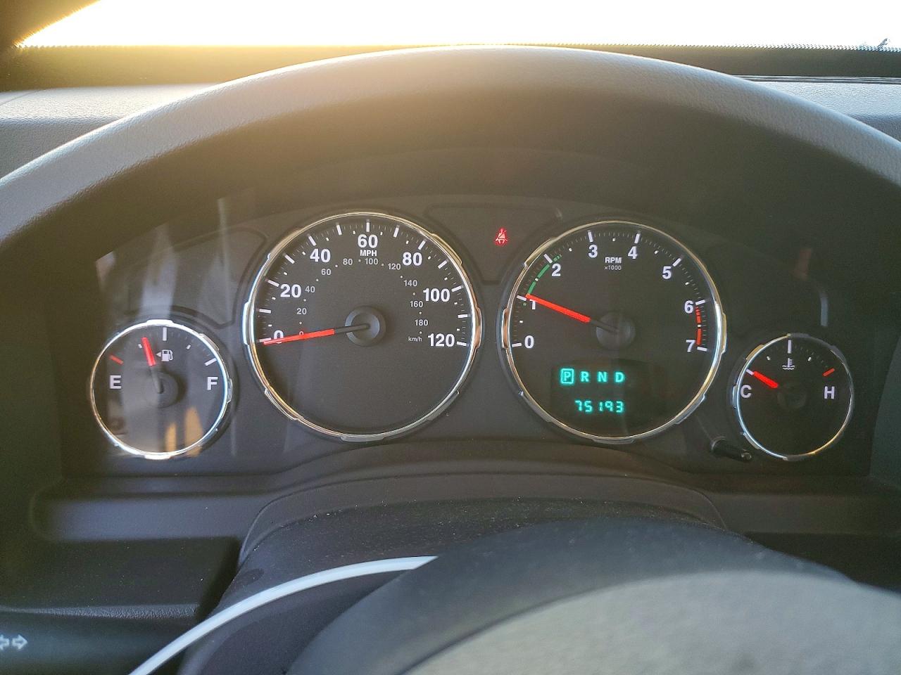 2011 Jeep Liberty Sport Silver vin: 1J4PP2GK5BW594821