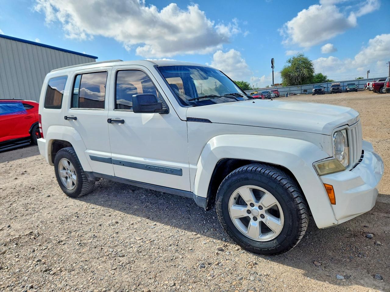 2010 Jeep Liberty Sport White vin: 1J4PP2GK6AW106376