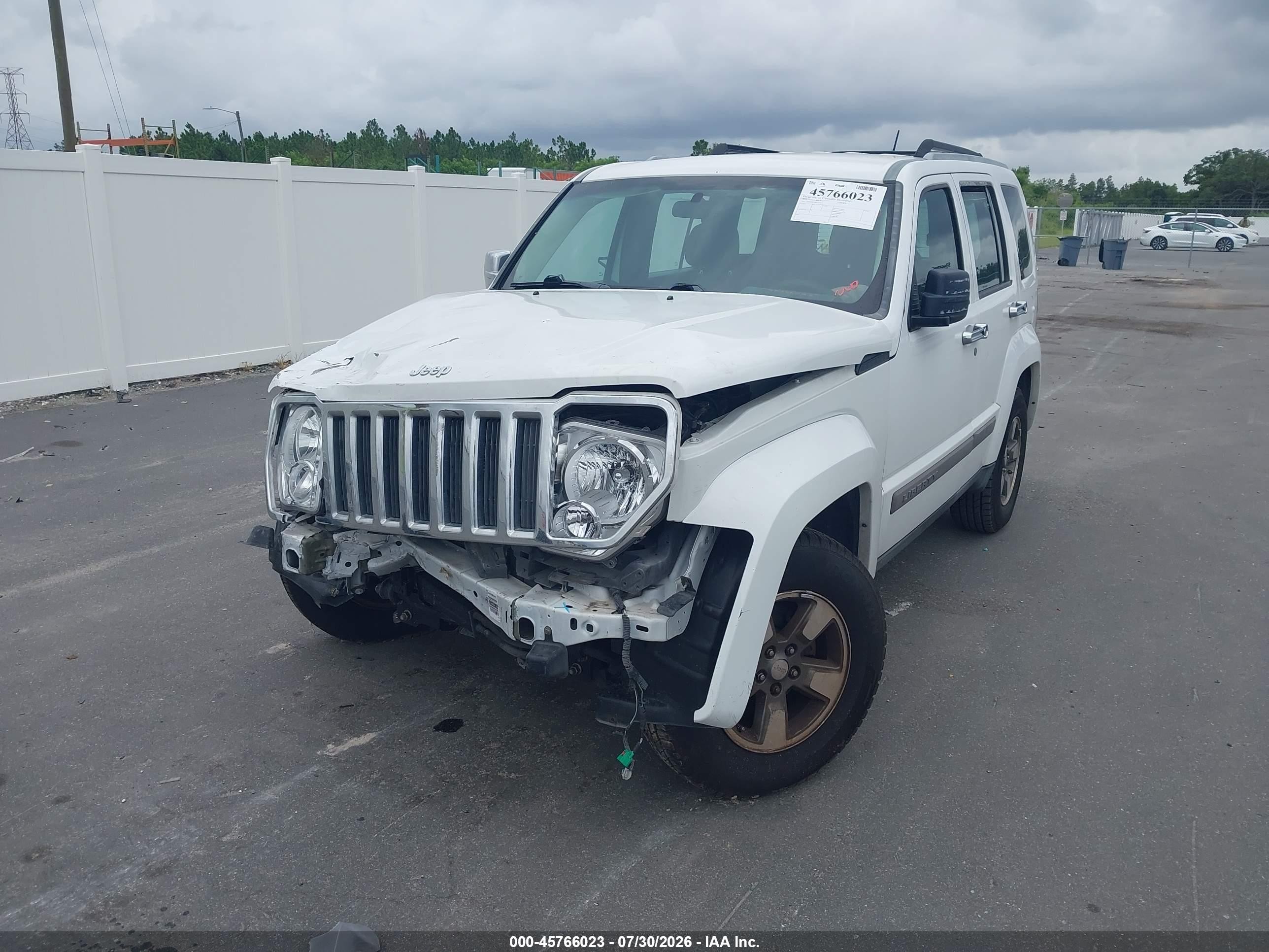 2011 Jeep Liberty Sport White vin: 1J4PP2GK7BW595873
