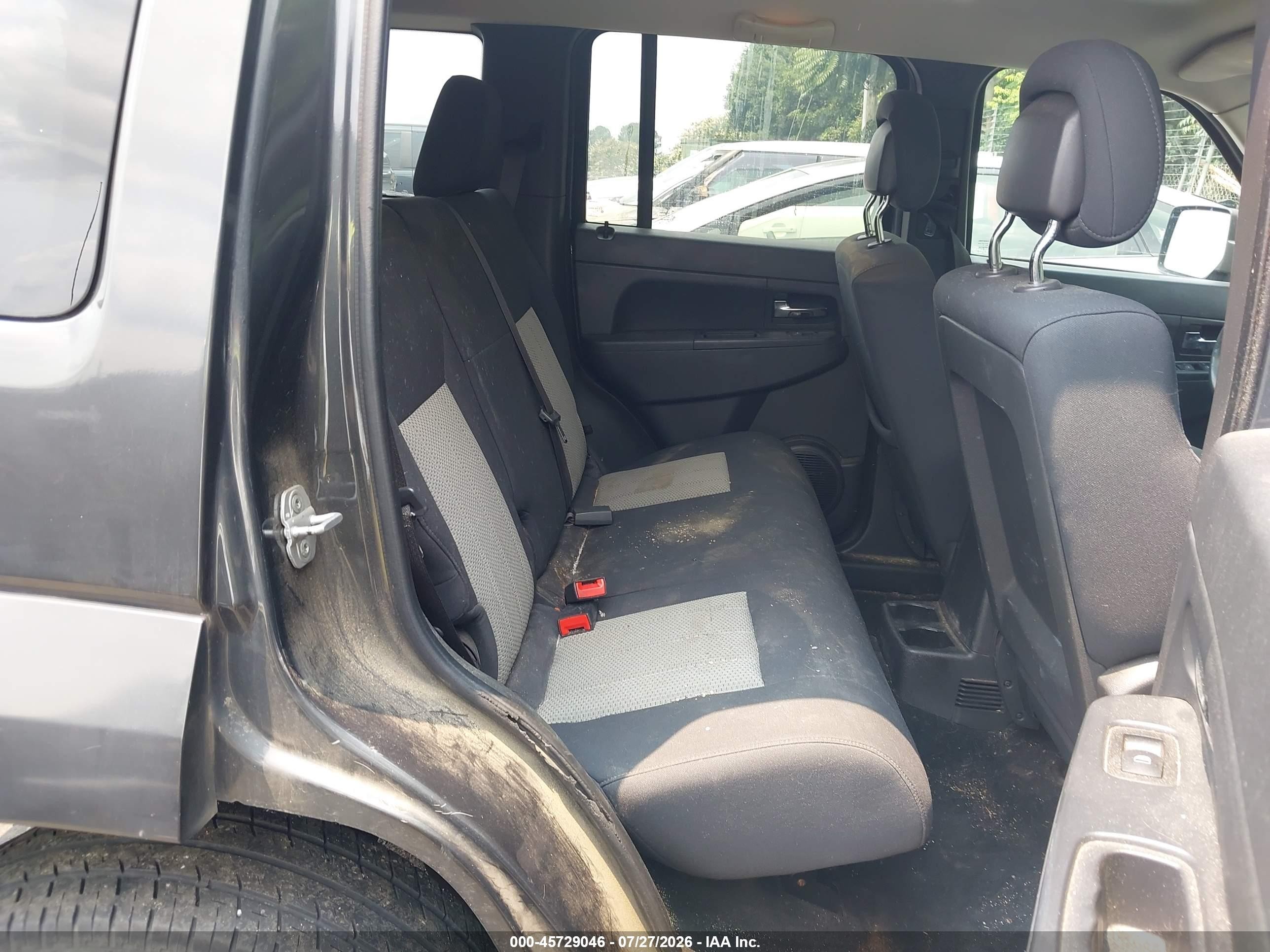 2010 Jeep Liberty Sport Gray vin: 1J4PP2GK9AW156253