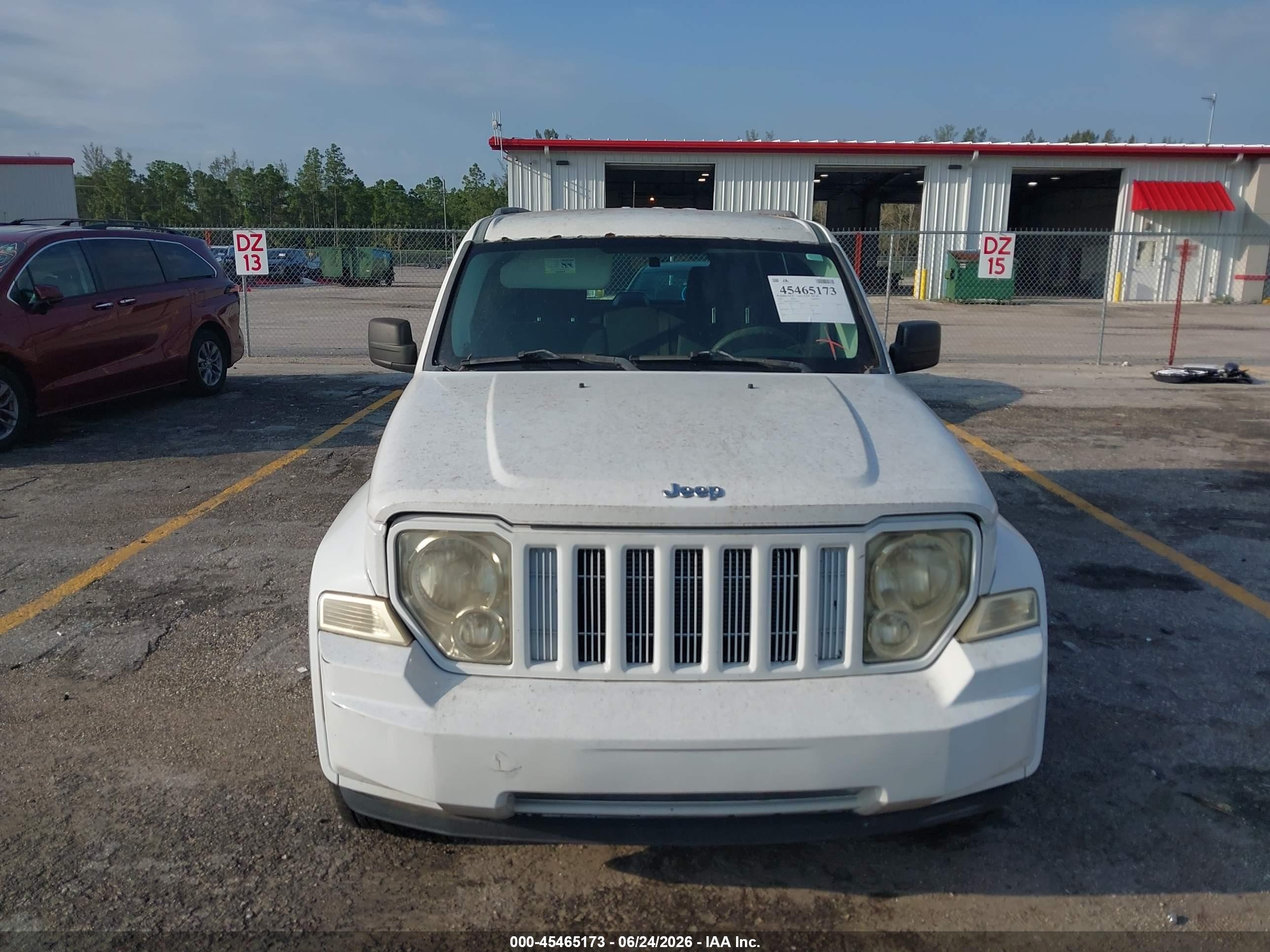 2010 Jeep Liberty Sport White vin: 1J4PP2GKXAW106199