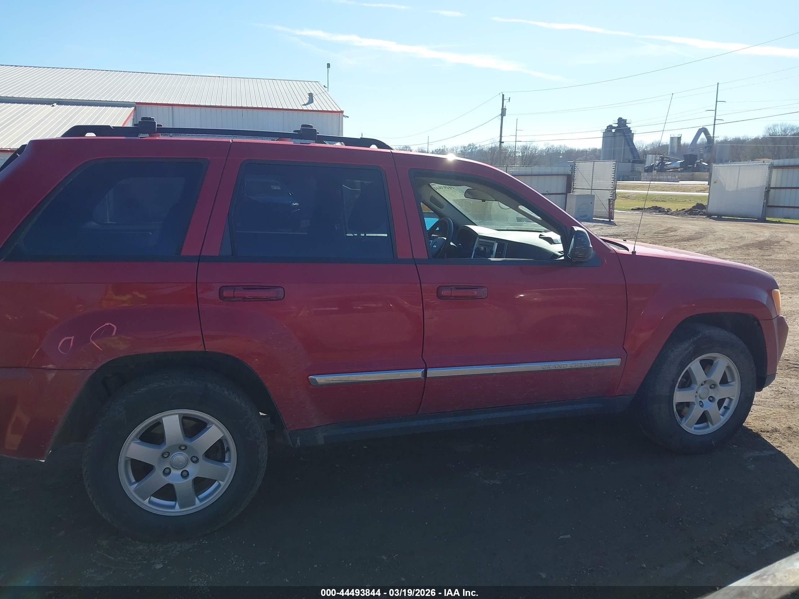 2010 Jeep Grand Cherokee Laredo Red vin: 1J4PR4GK1AC102596