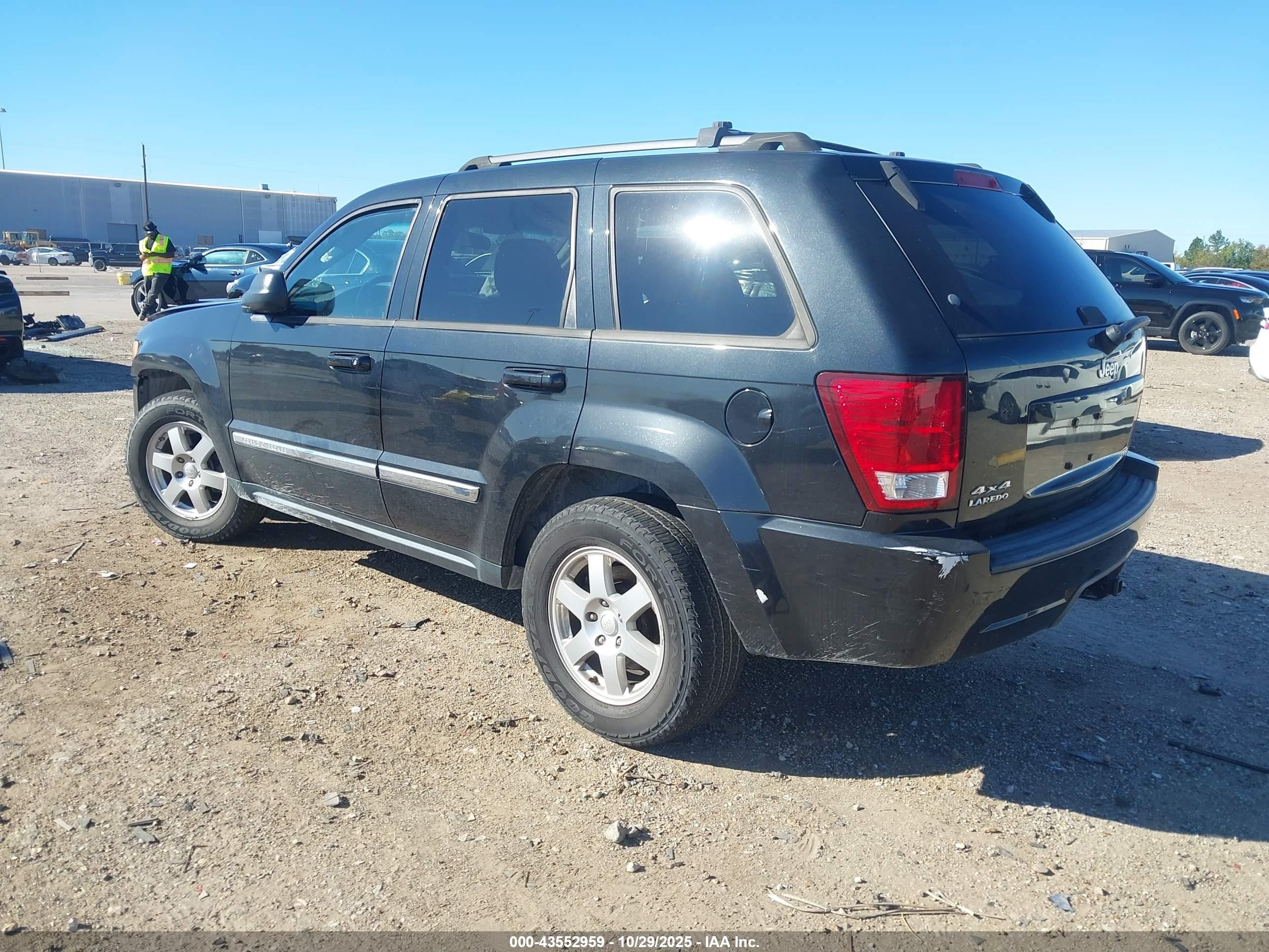 2010 Jeep Grand Cherokee Laredo Black vin: 1J4PR4GK2AC120606