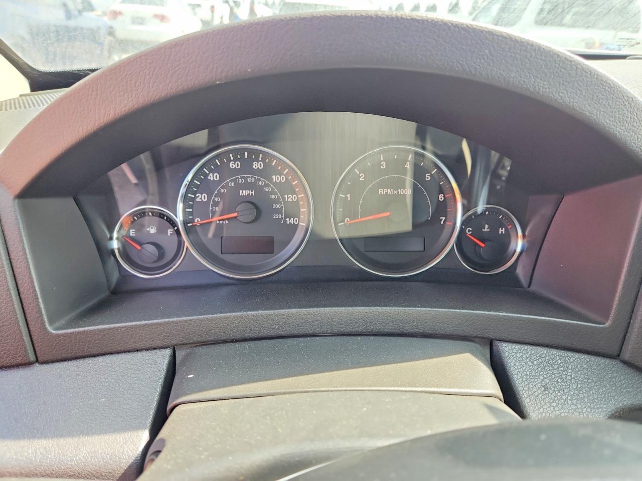 2010 Jeep Grand Cherokee Laredo White vin: 1J4PR4GK2AC150849