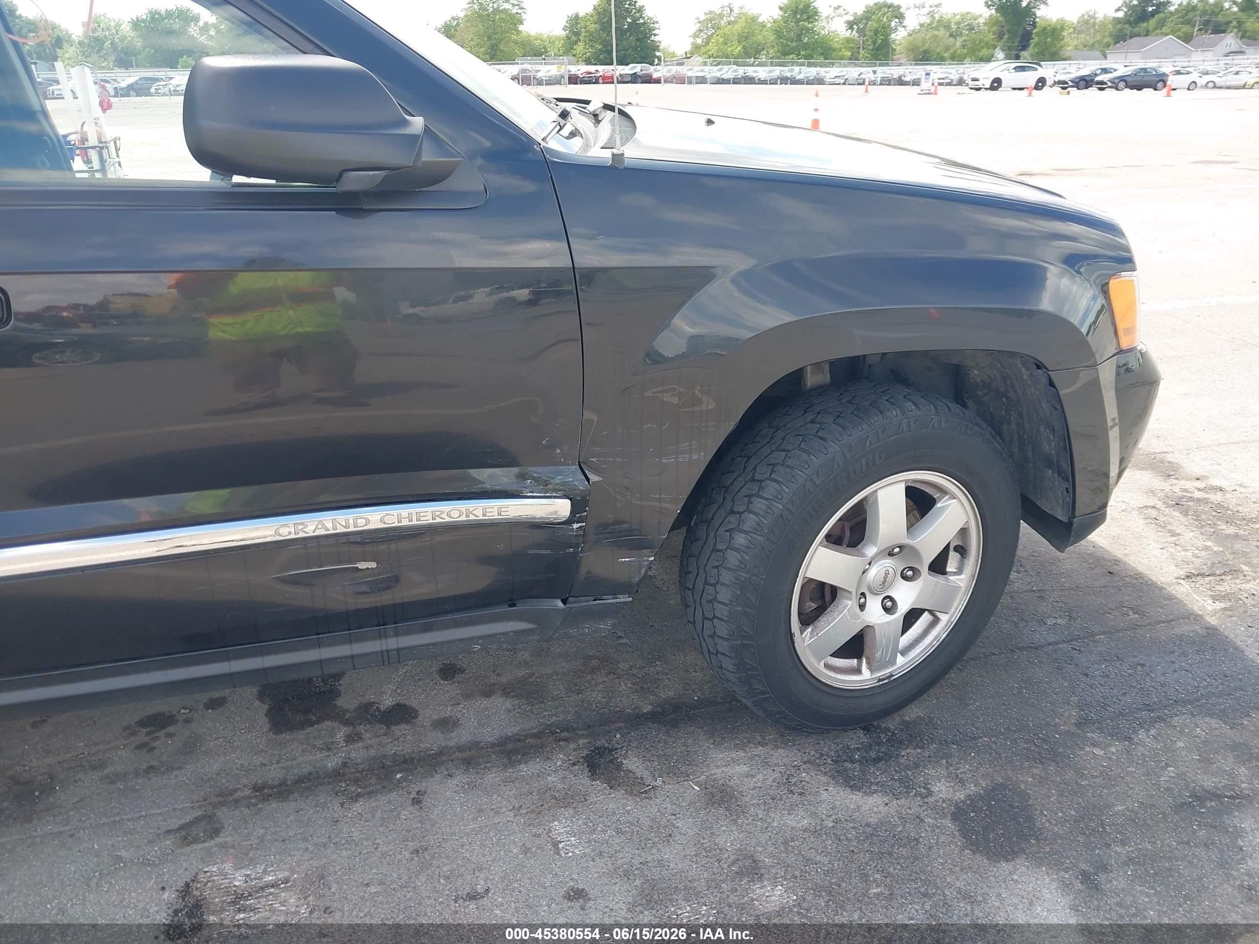2010 Jeep Grand Cherokee Laredo Черный vin: 1J4PR4GK3AC120033